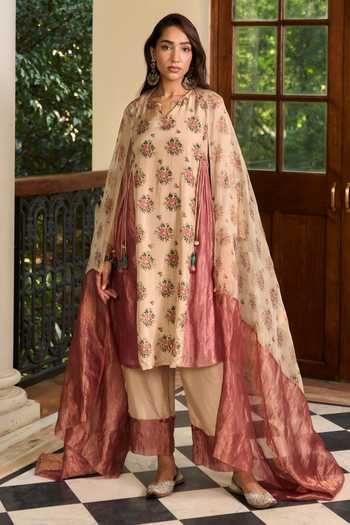 TA’Assur Printed Kurta Set 