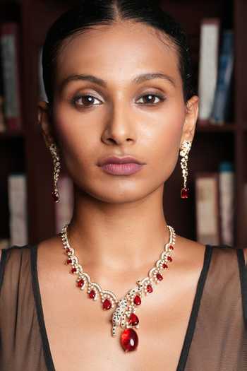 Cao Jewellery Red Panther Sleek Pendant Necklace Set 