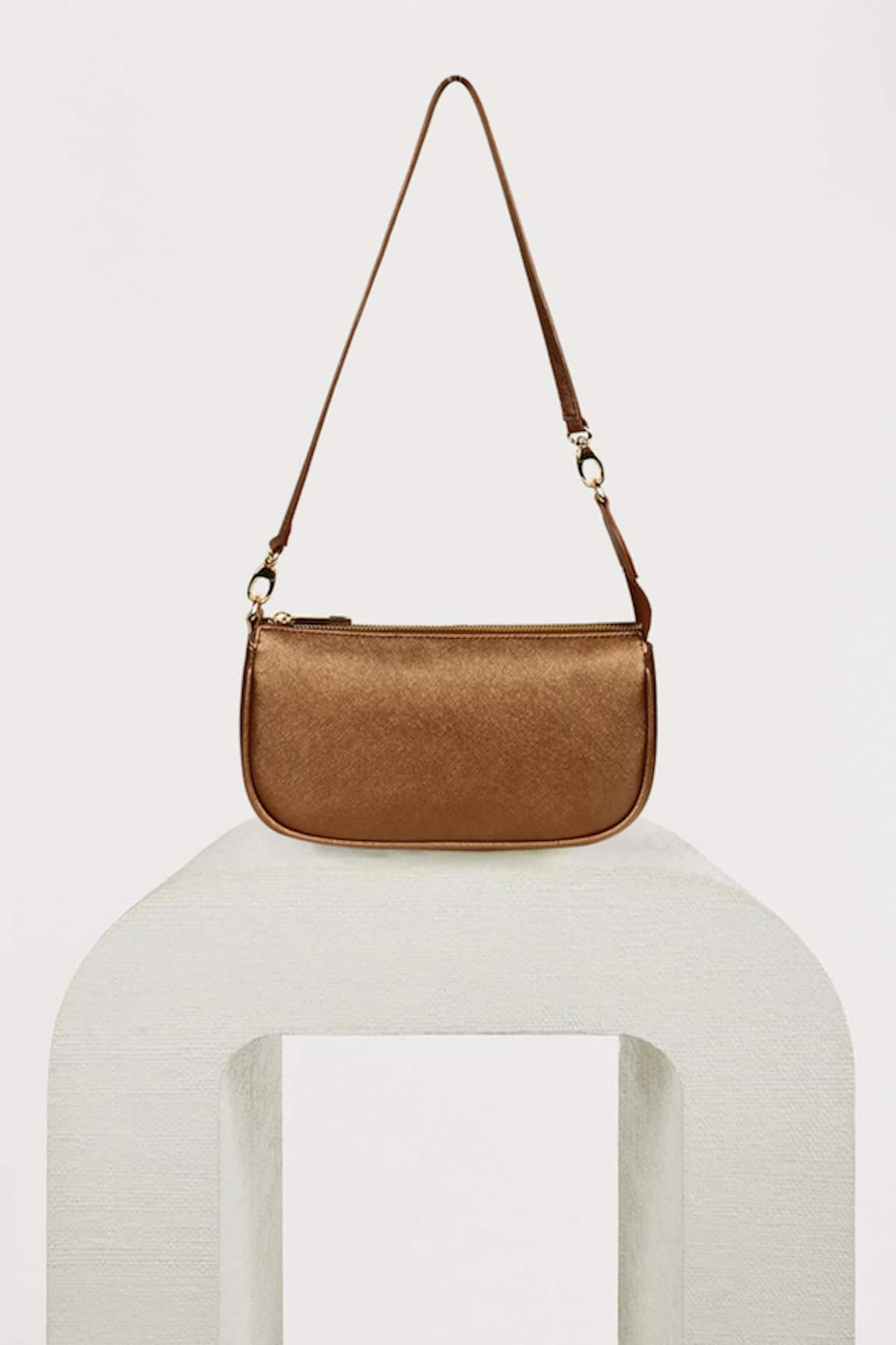 The House of Ganges Vegan Leather Handbag