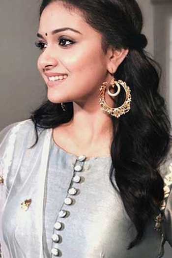 Suhani Pittie Round Gold Drop Crystals Bali Earrings