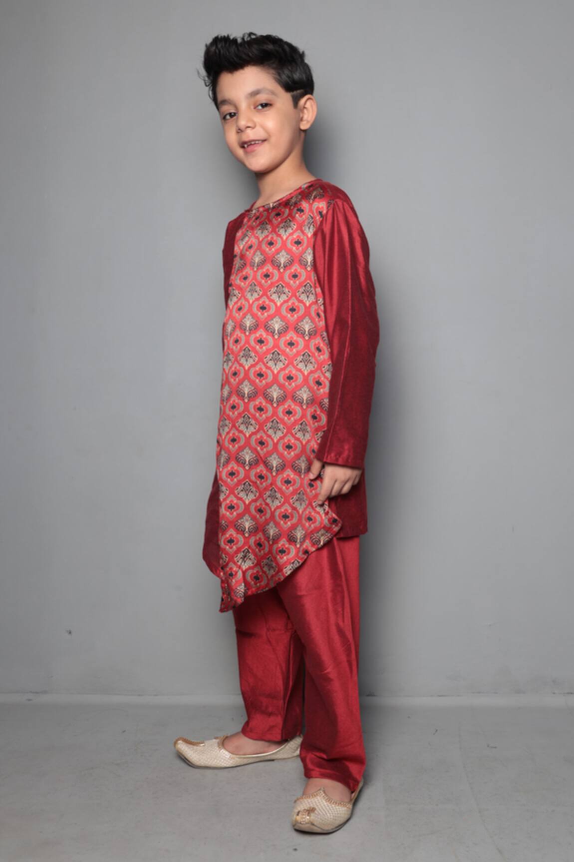 Maaikid Printed Asymmetric Kurta Set