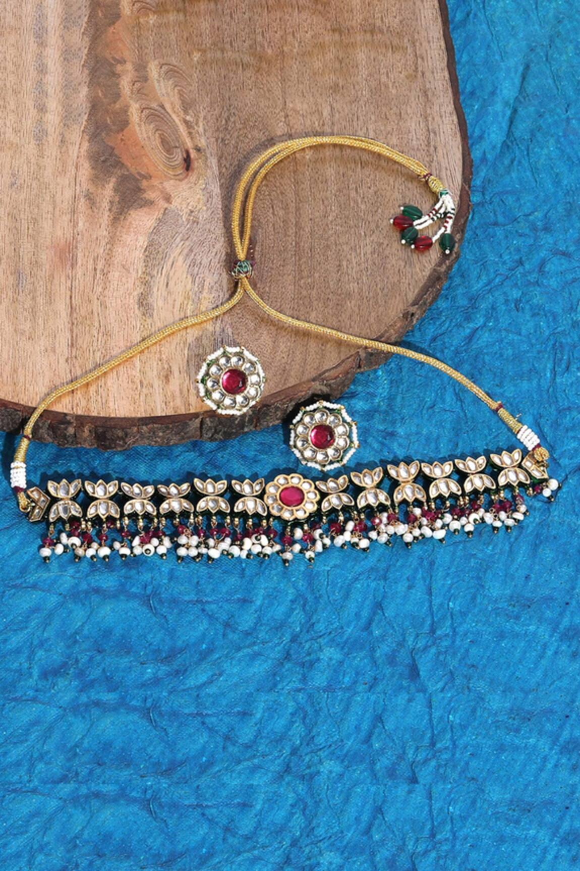 Auraa Trends Kundan Studded Choker Set