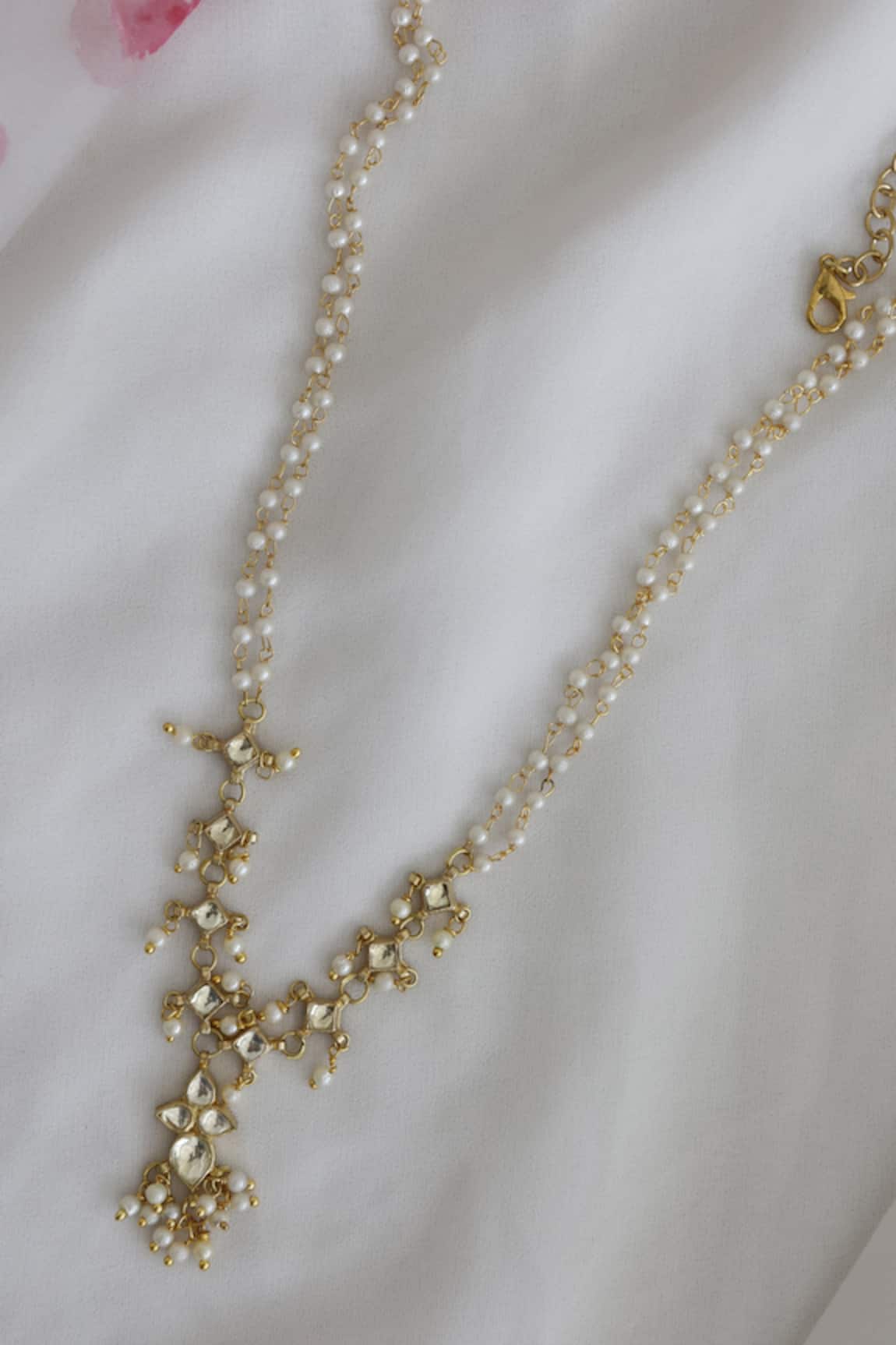 Do Taara Kundan Necklace 