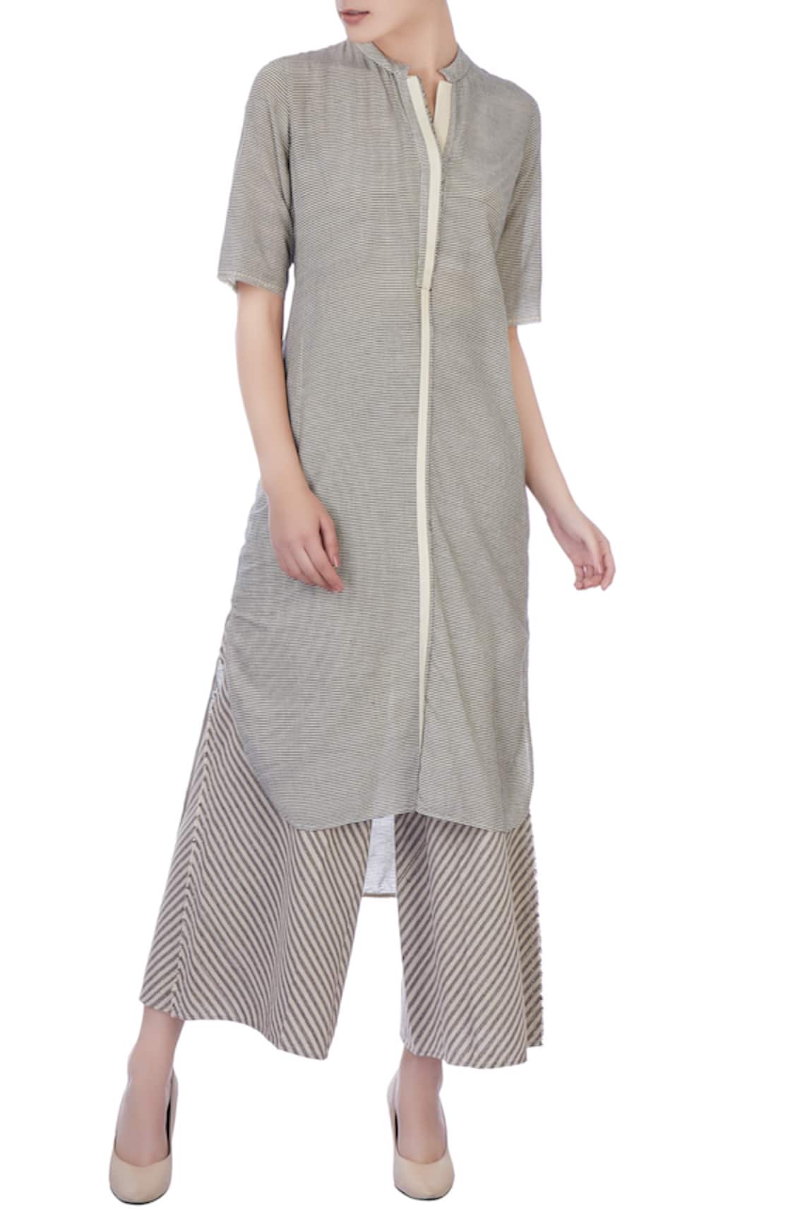 Urvashi Kaur Grey & white stripe cotton kurta & pants