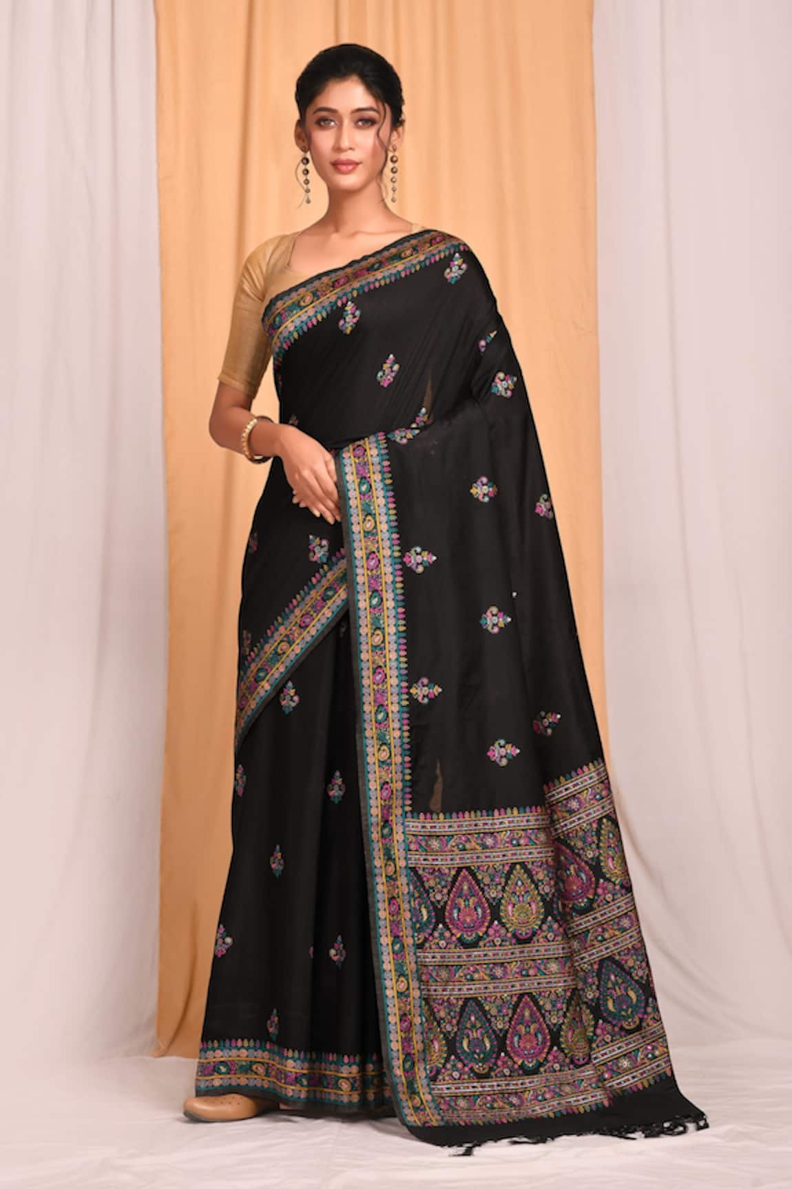 Nazaakat by Samara Singh Cotton Silk Woven Saree