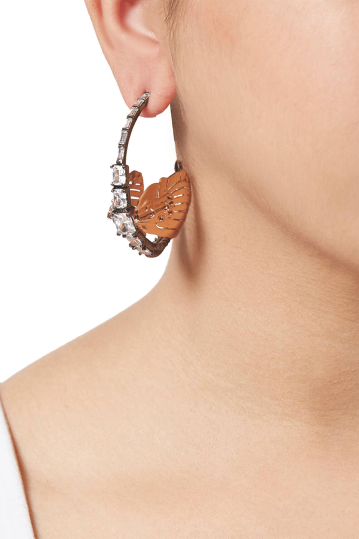 Outhouse Instar Crystal Hoops