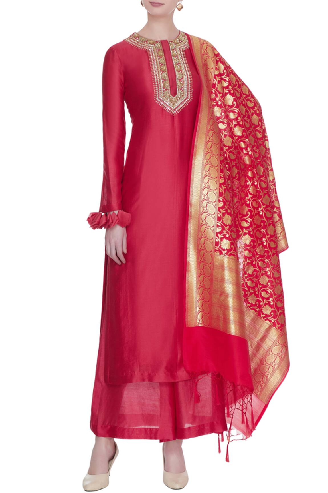 Neha Khullar Chanderi silk embroidered kurta set  