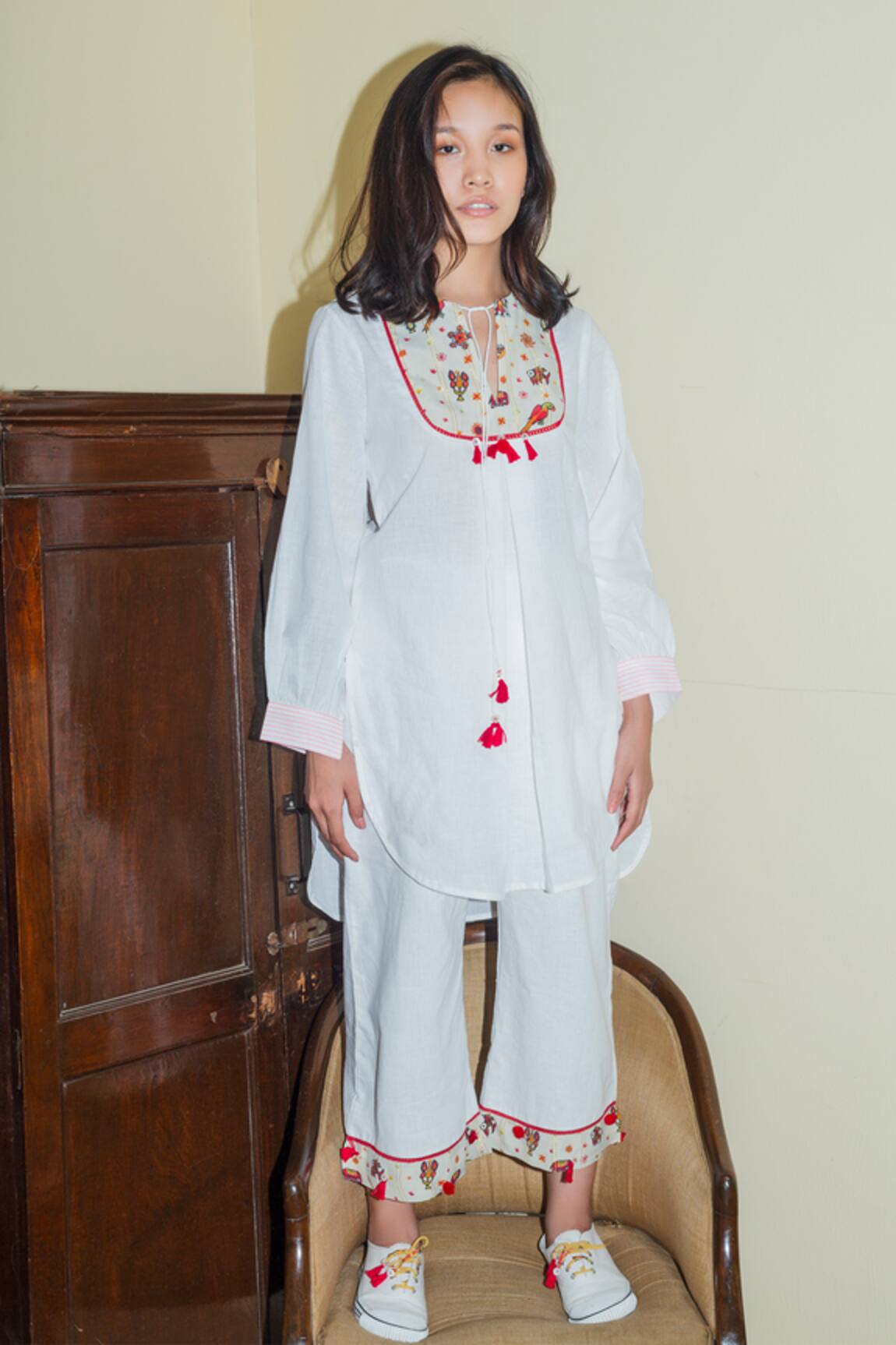 Nikasha Embroidered Kurta & Palazzo Set