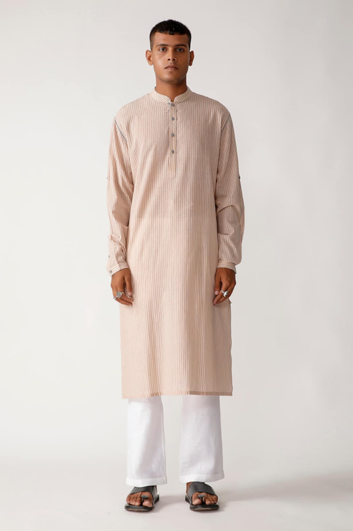 Rajesh Pratap Singh Dugawa Handloom Cotton Kurta Set