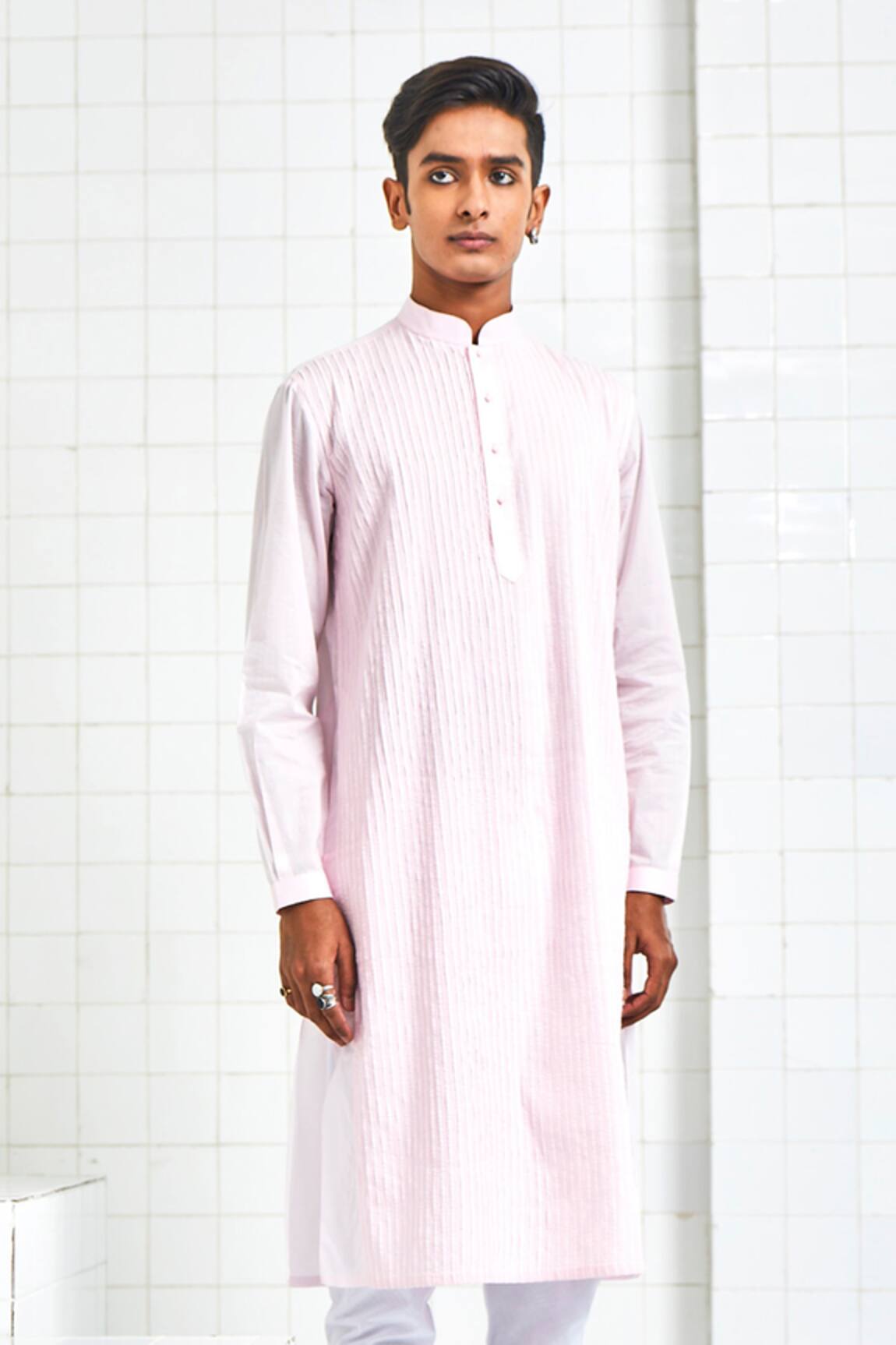 Rajesh Pratap Singh Pintuck Kurta Set 