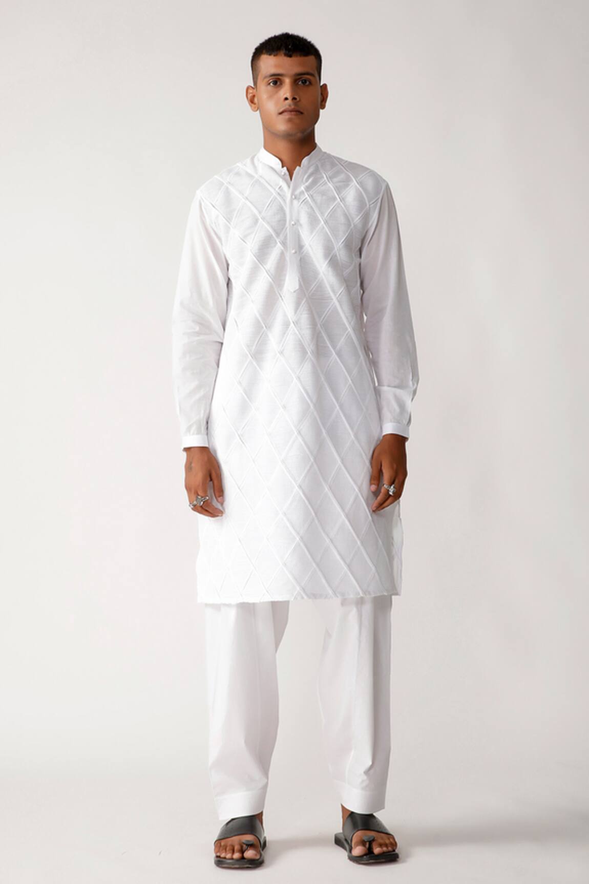 Rajesh Pratap Singh Pawta Pintuck Kurta Set 