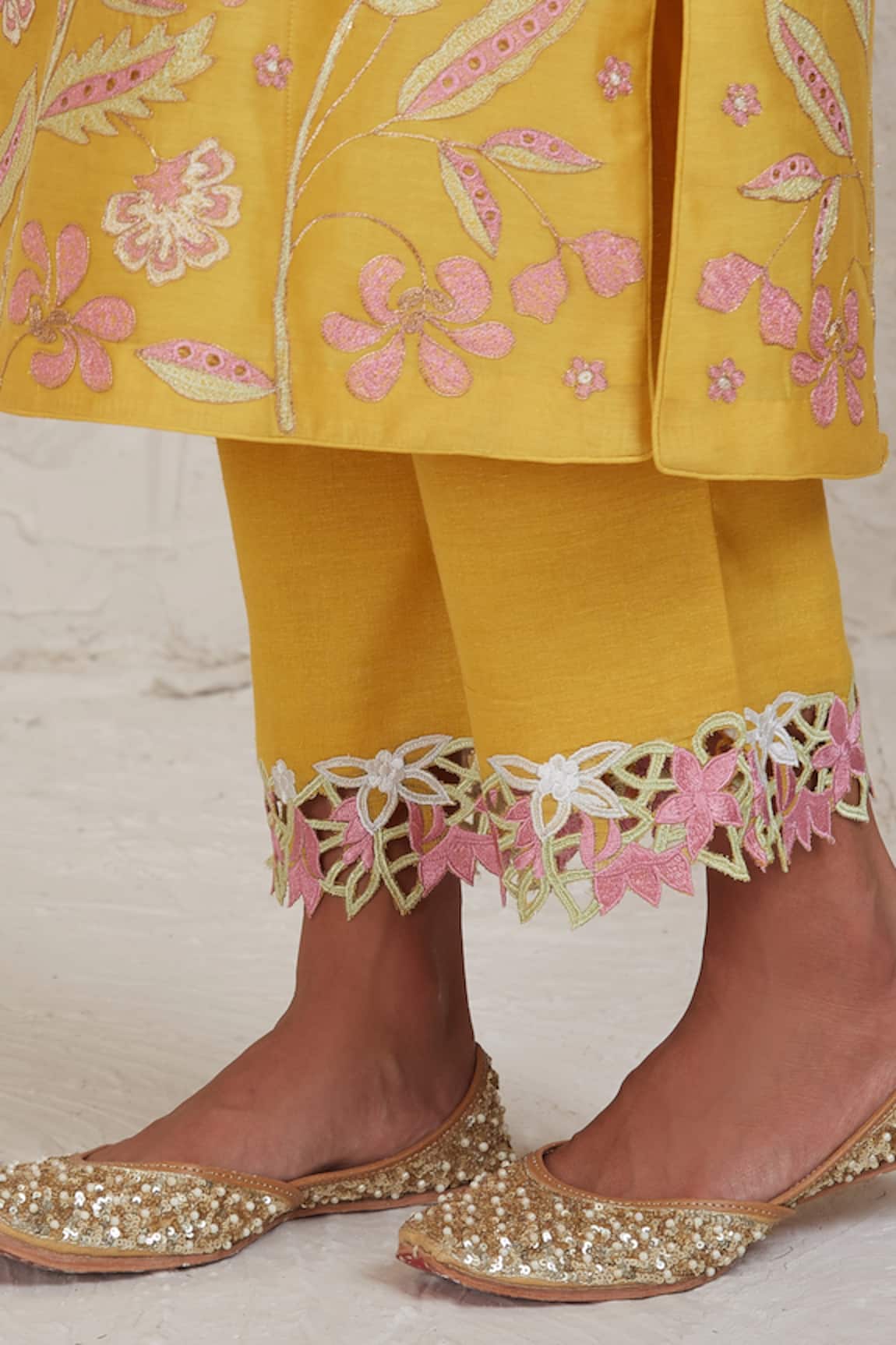 Ladies Trouser Suits For Weddings Uk | Maharani Designer Boutique