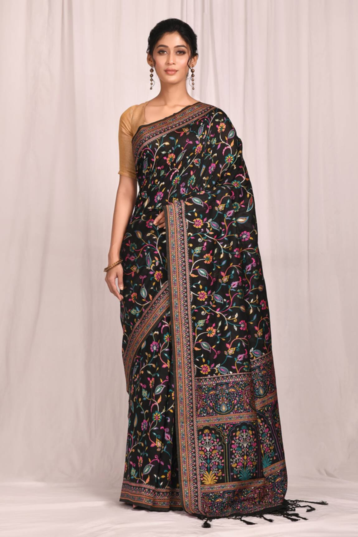 Nazaakat by Samara Singh Flower Motif Woven Saree
