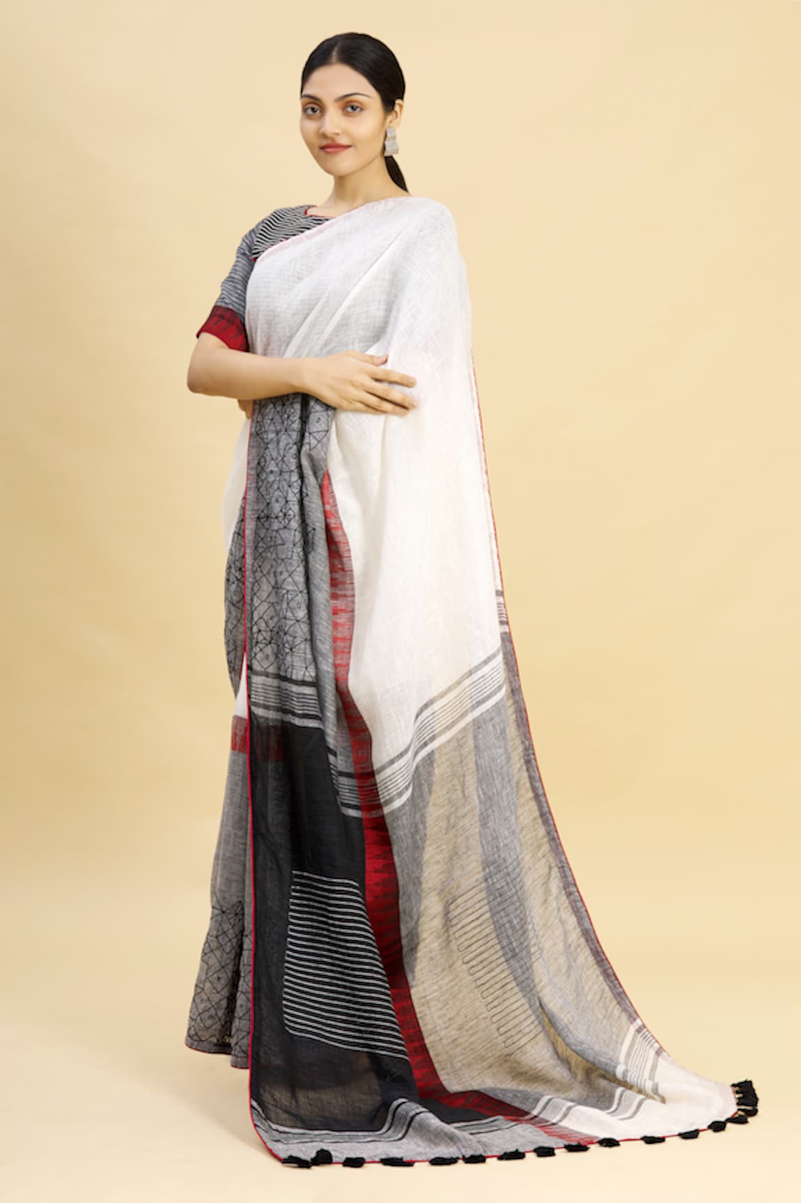 Paksh Color Block Linen Saree