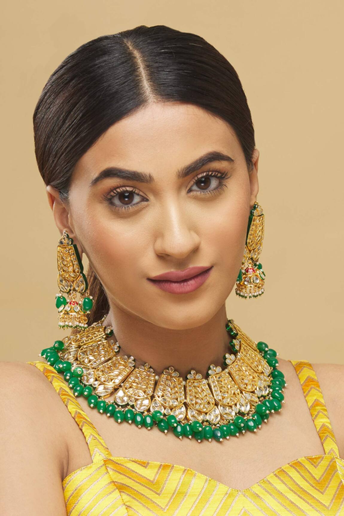 Sneha Prasanna in blue and gold kanjeevaram saree paired with matching  statement kundan jewellery set from VBJ jewellery , messy b… | Saree, Blue  saree, Green saree