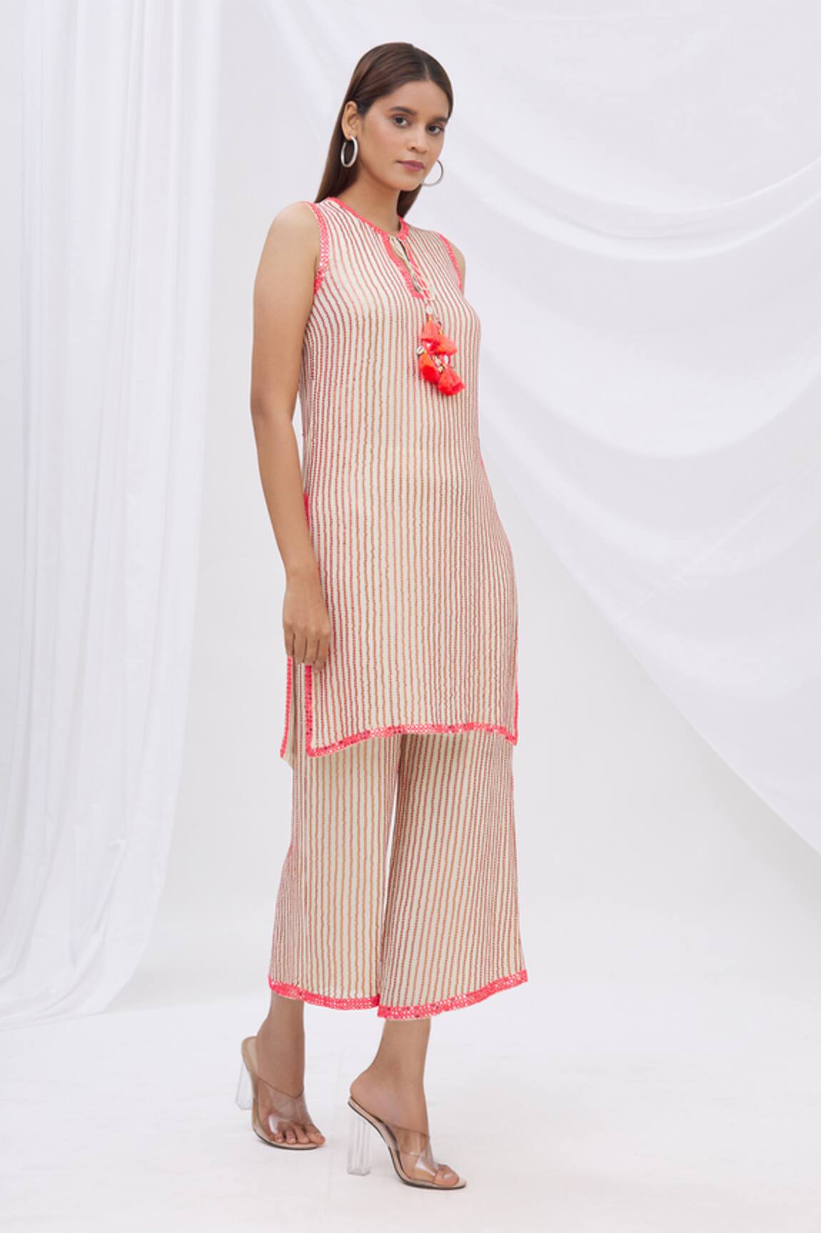 Surily G Embroidered Striped Pants 