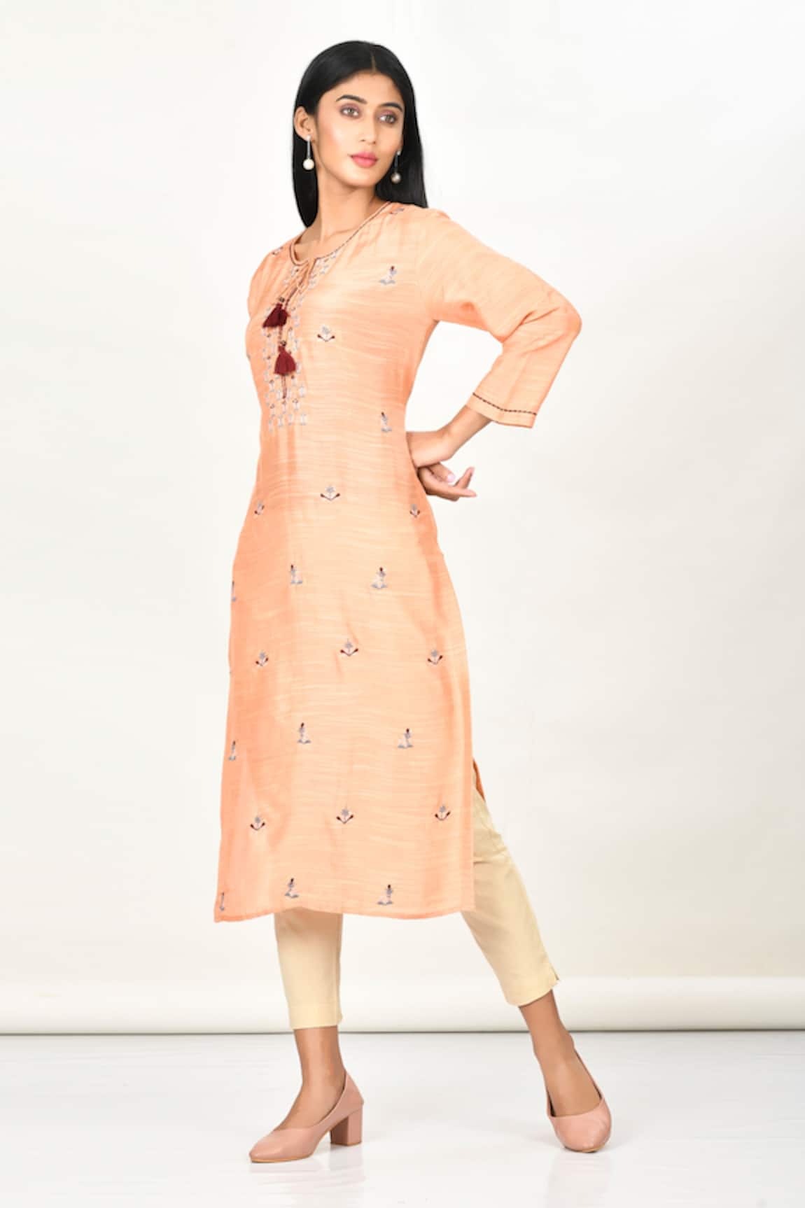 Khwaab By Sanjana Lakhani Floral Thread Embroidered Kurta 