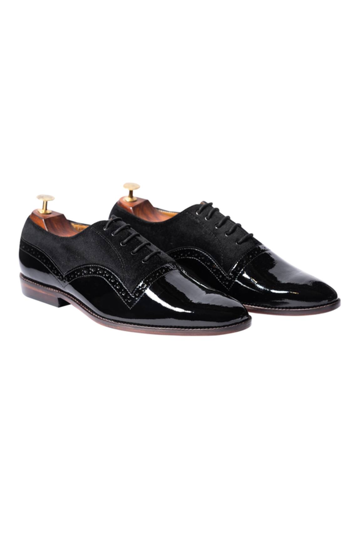 Artimen Velvet Derby Shoes