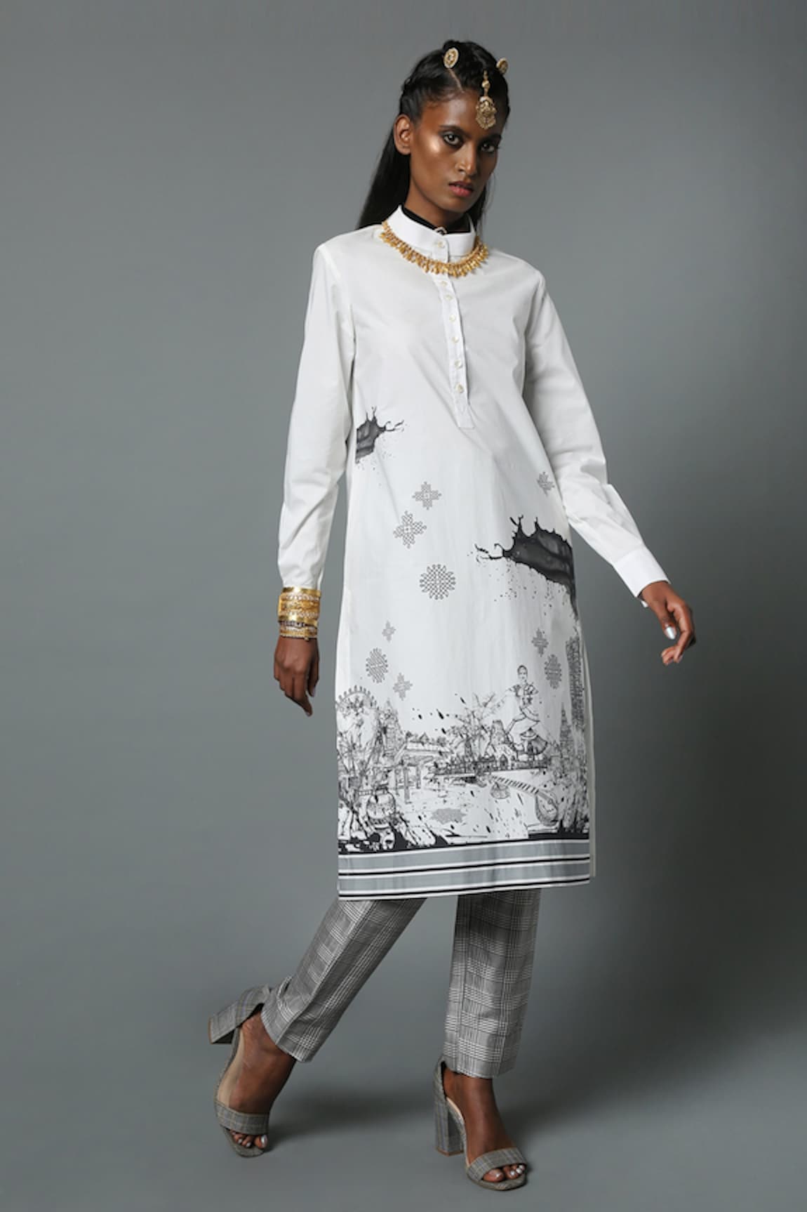 House of Three Tamil Nadu Line Art Kurta 