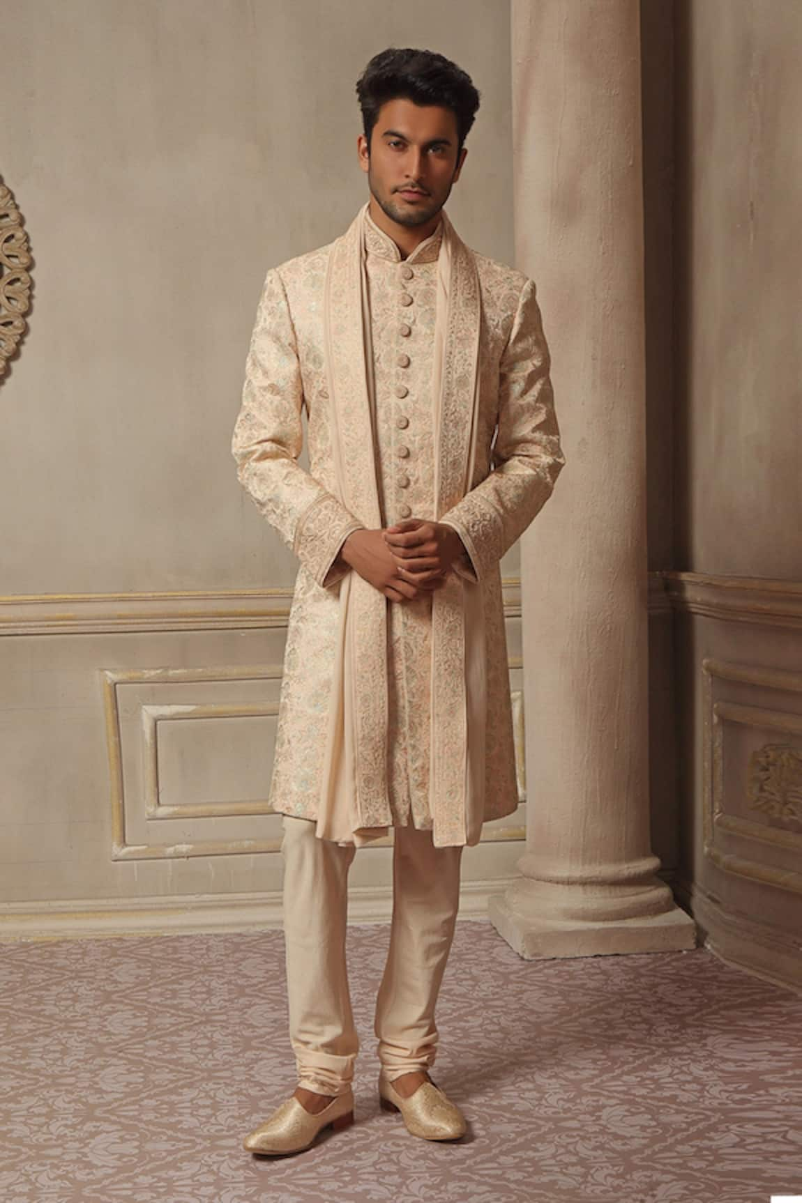 Vanshik Embroidered Sherwani Set