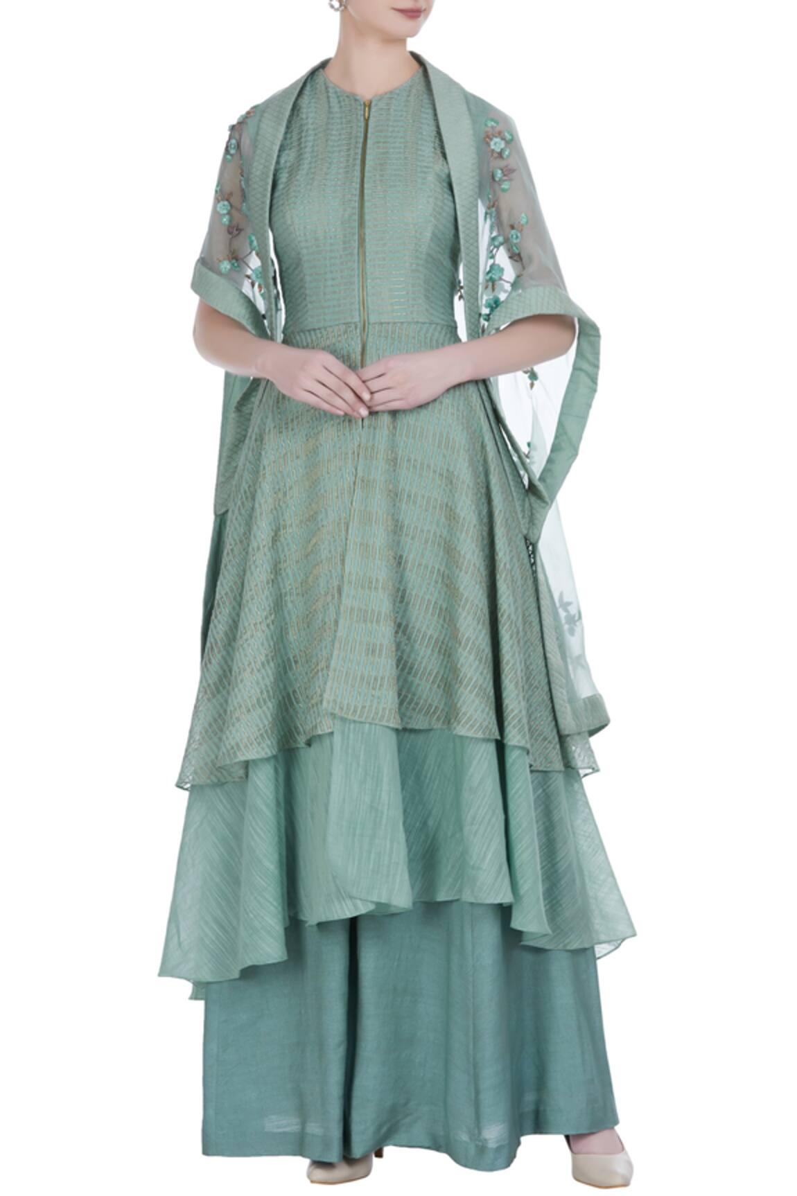 Incheetape Layered kurta with embroidered cape and flared pants
