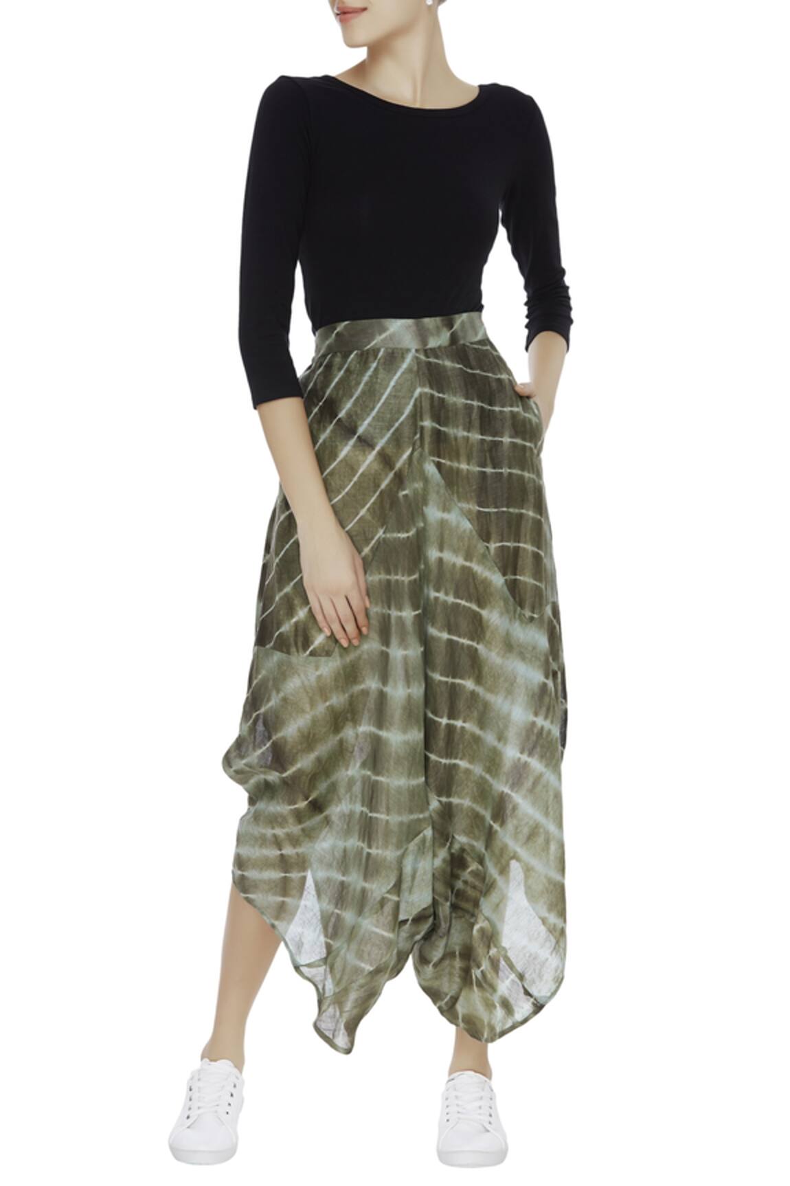 Urvashi Kaur Leheriya dyed dhoti pants 