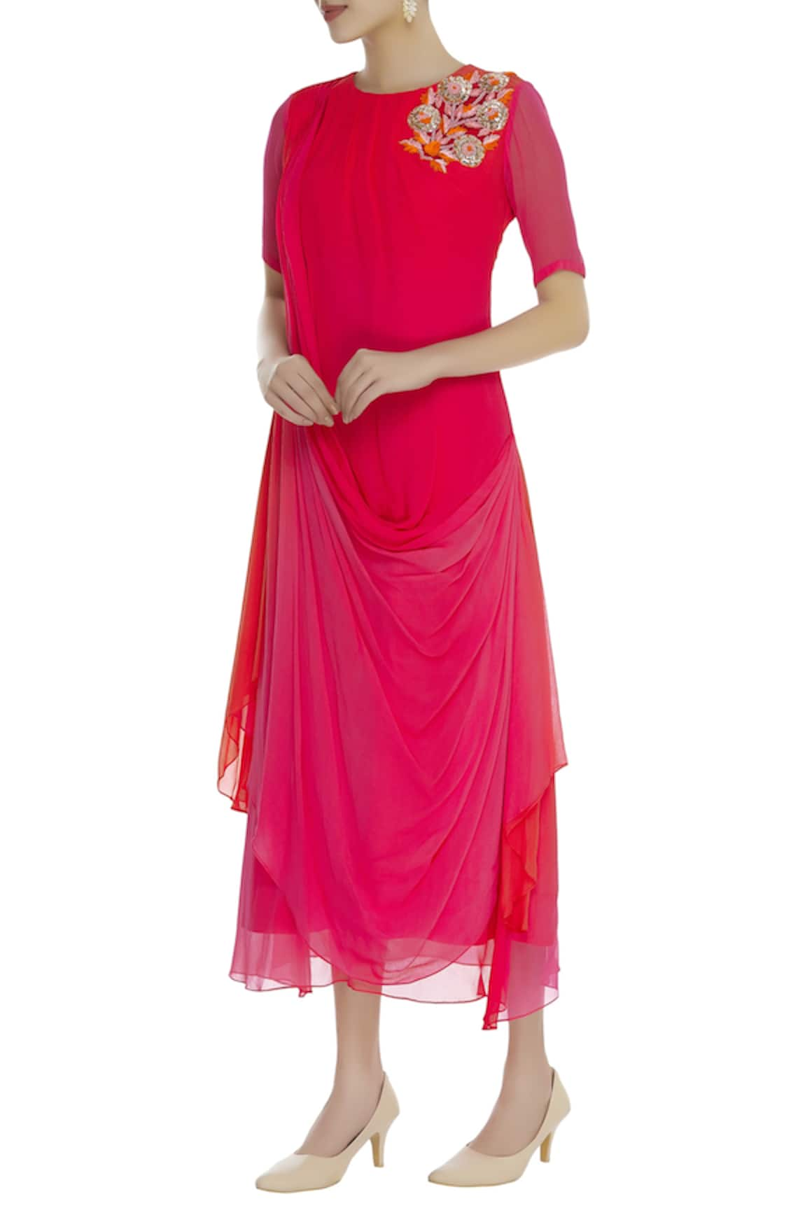 Ushma Vaidya Embroidered tunic with attached drape