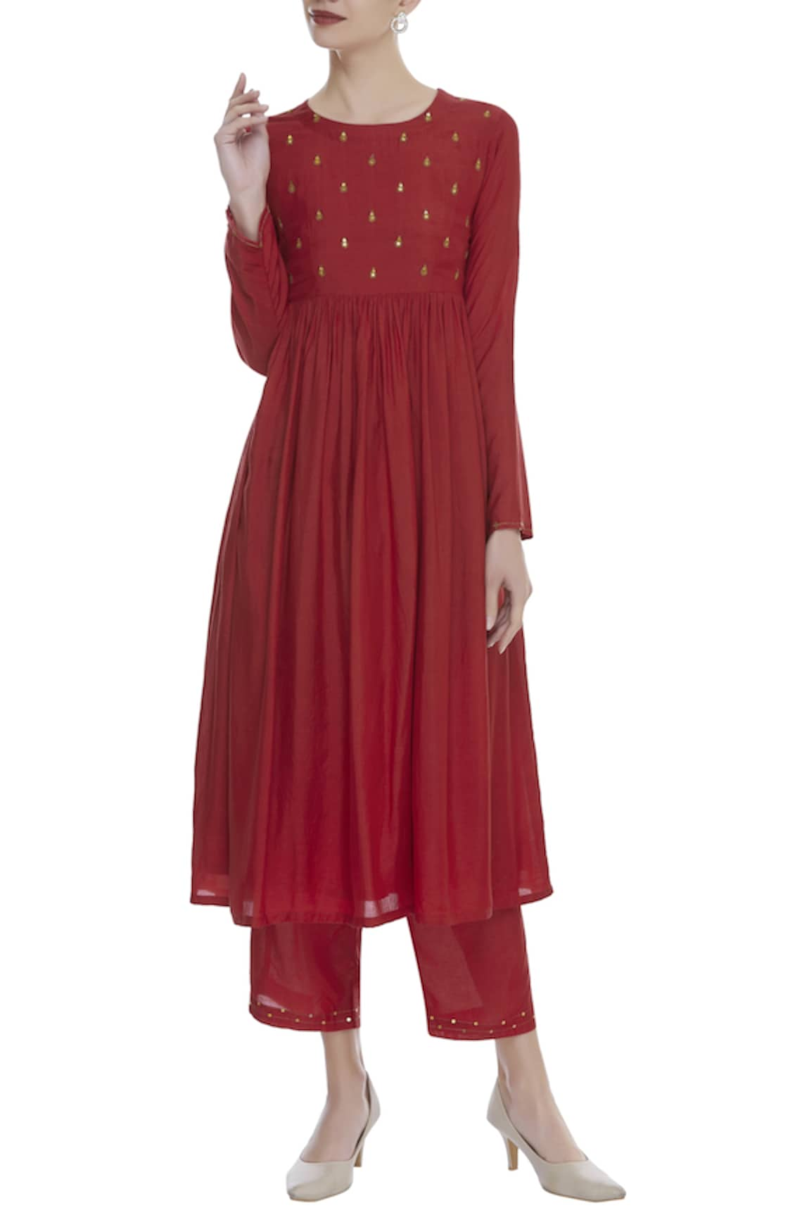 Sagaa by Vanita  Embroidered Kurta Set