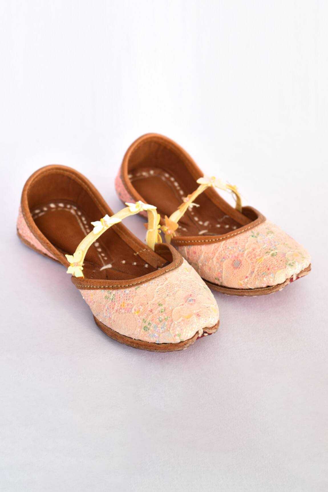 Nayaab by Aleezeh Butterfly Embellished Juttis