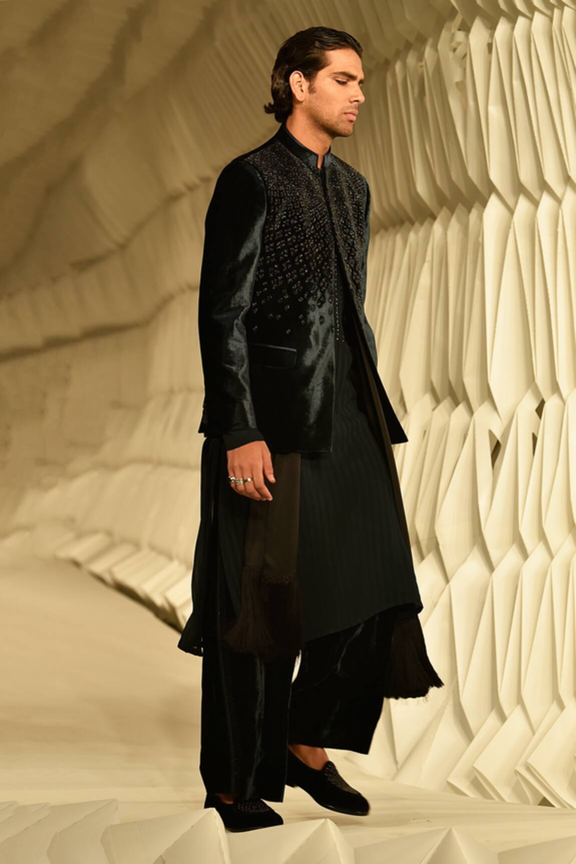Rohit Gandhi + Rahul Khanna Spaced Out Pintuck Kurta 
