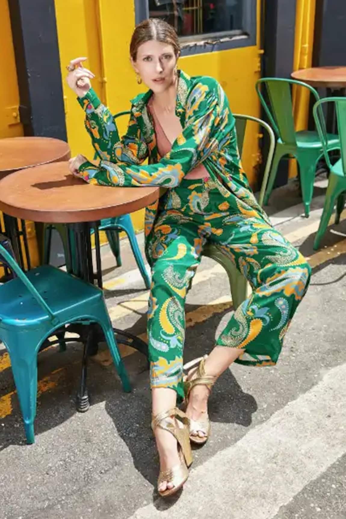 Green Tropical Leaf Print Cropped Trousers  New Look
