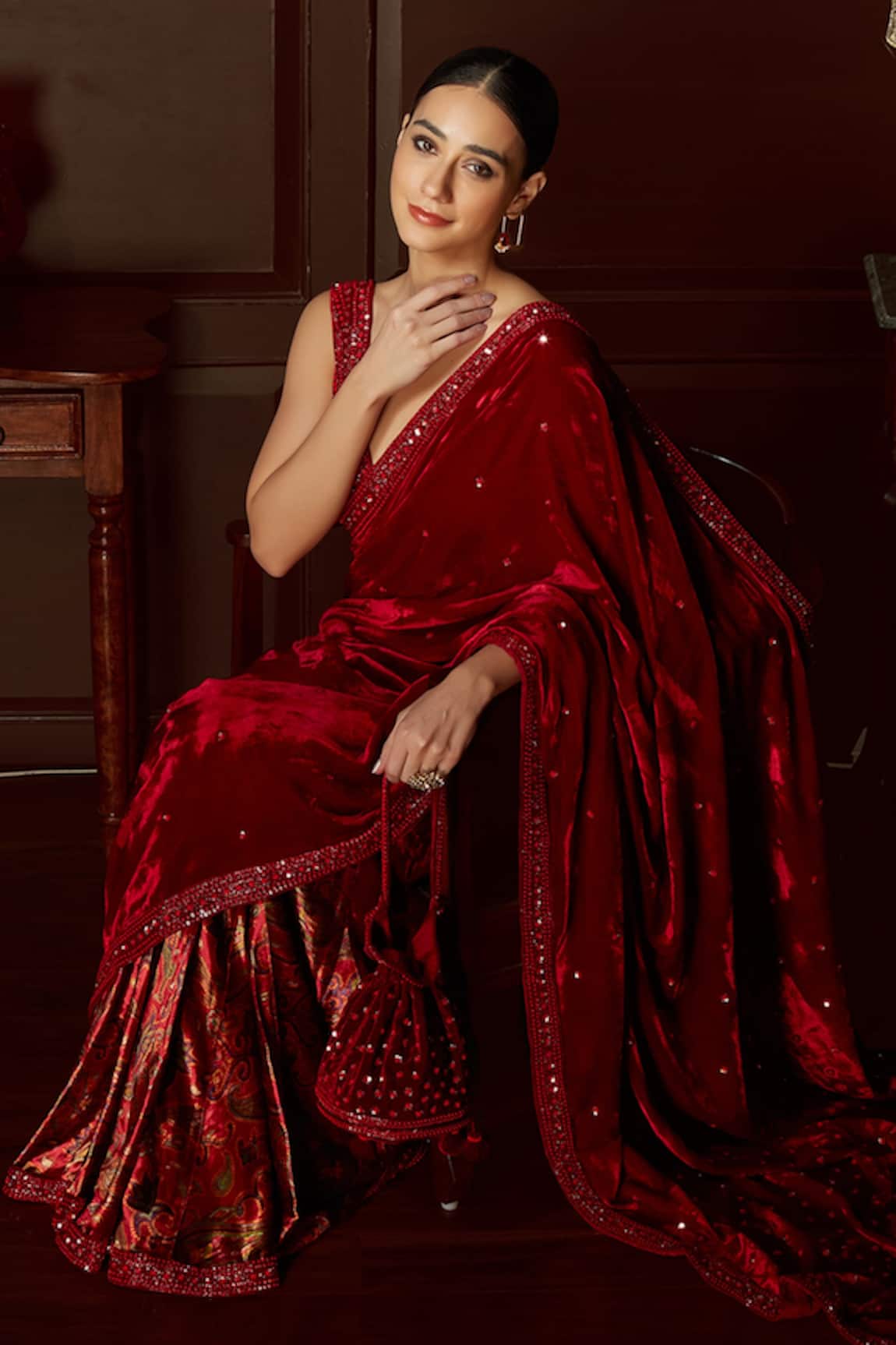 Velvet Party Wear Sarees Get Extra 10% Discount on All Prepaid Transac –  Dailybuyys