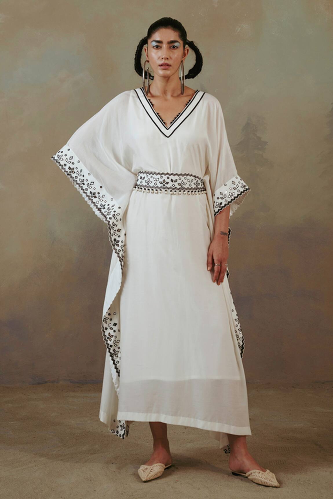 Sureena Chowdhri Embroidered Kaftan With Belt