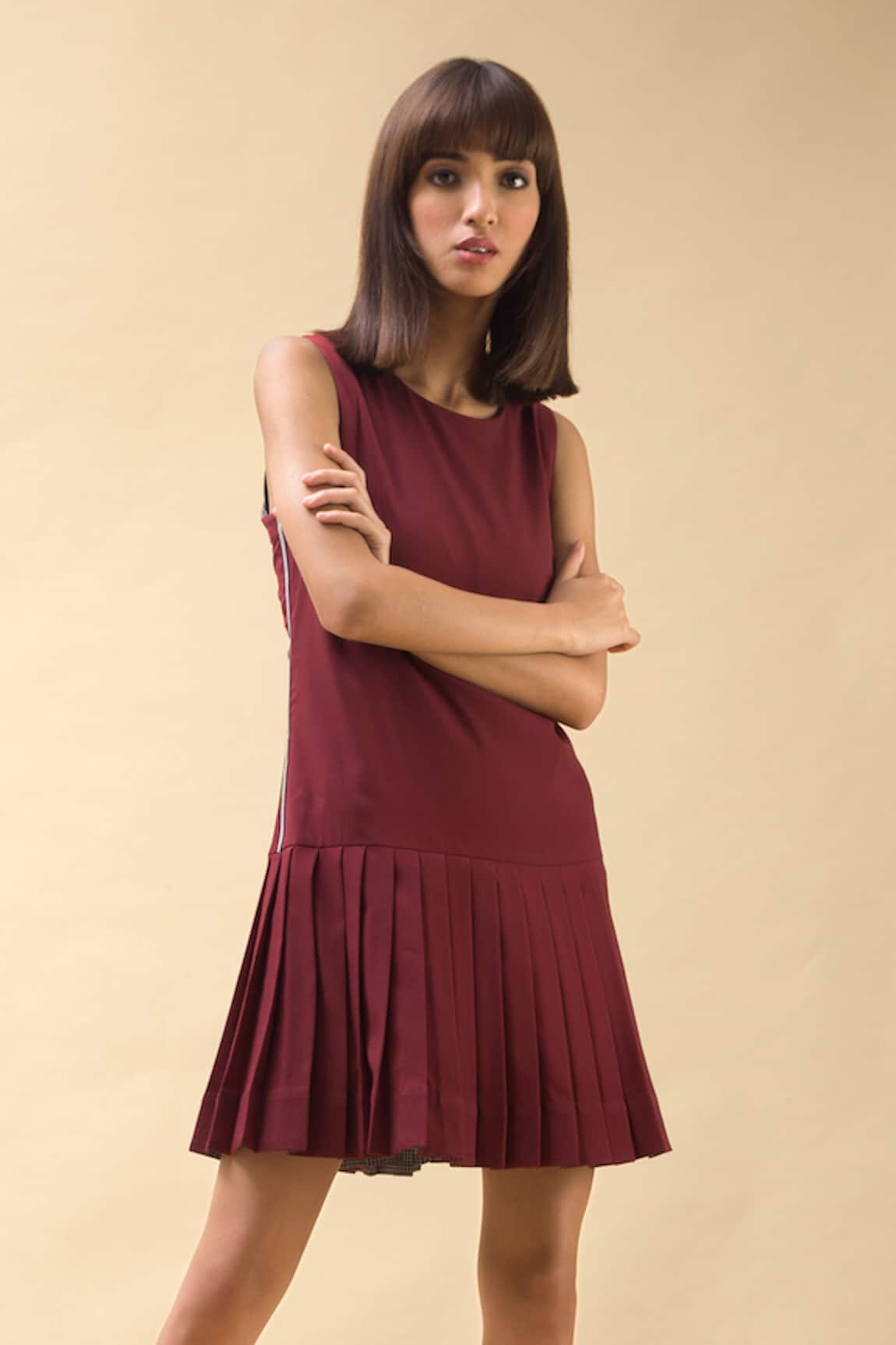 Chillosophy Short Dress with Pleats