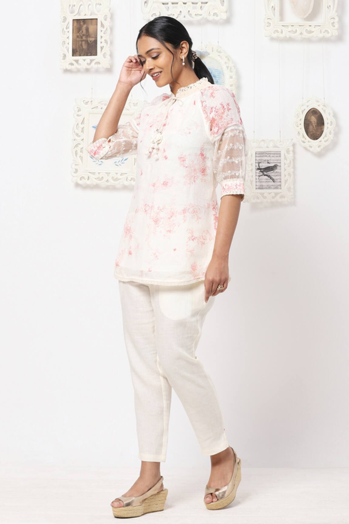 Kaveri Floral Print Linen Pant Set