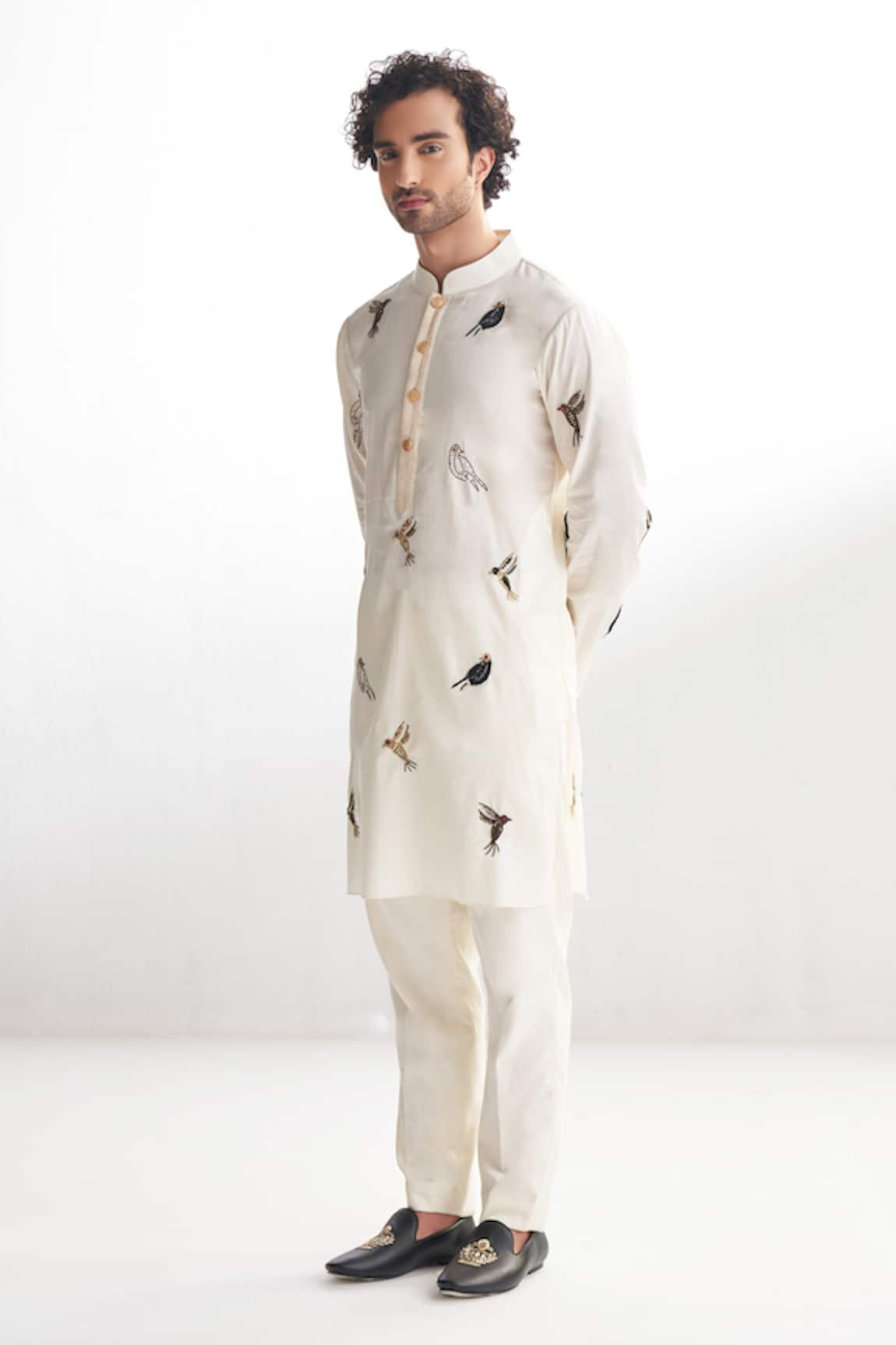 Agraj Jain Mughal Bird Embroidered Kurta & Pyjama Set