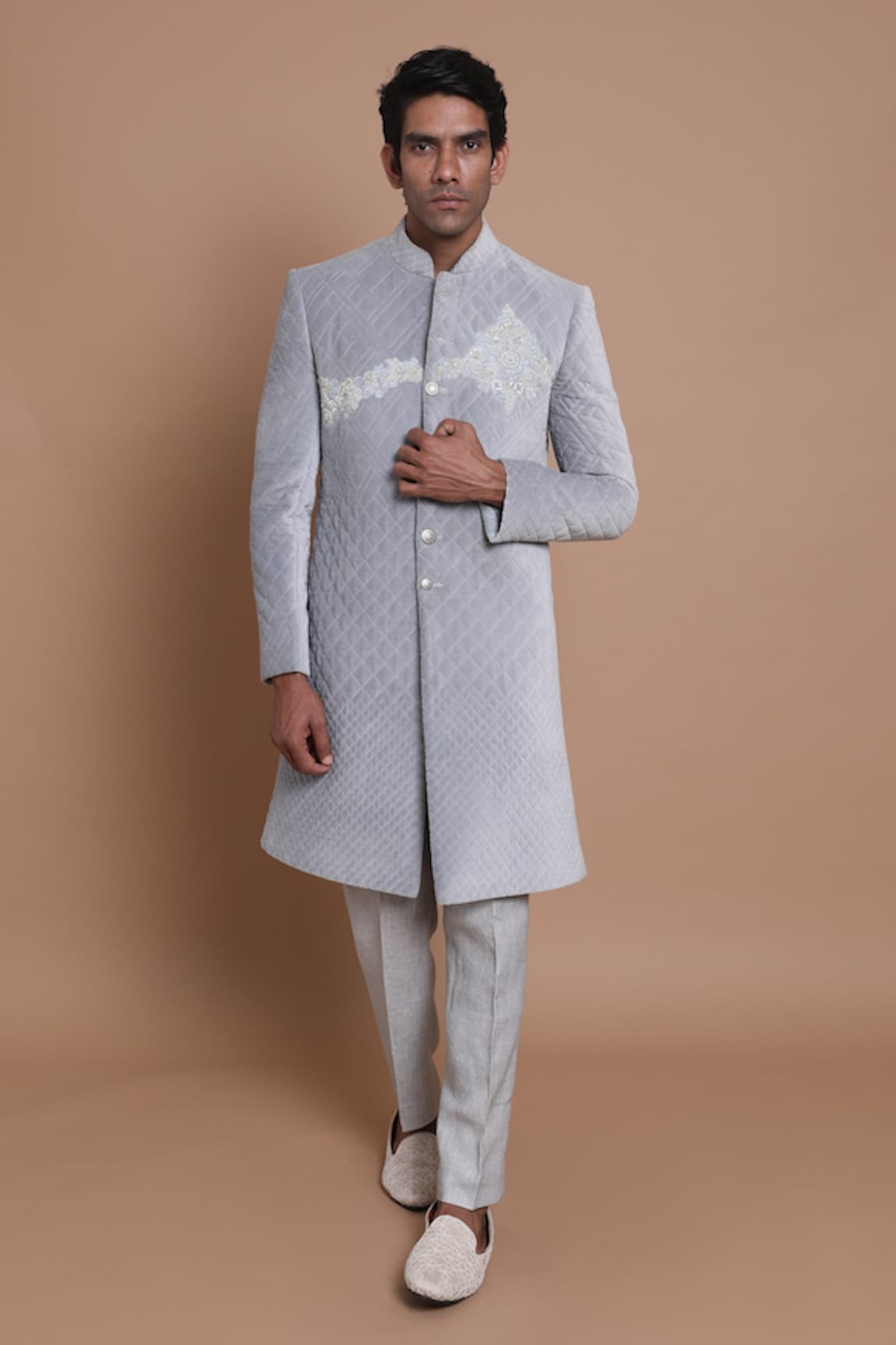 House of Armuse Velvet Quilted Sherwani Set 