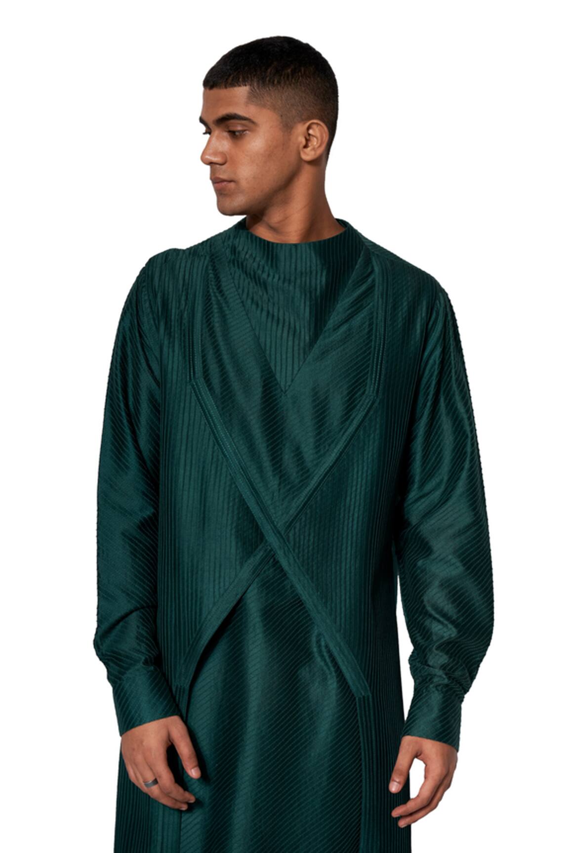 Amaare Asymmetric Pintuck Kurta Set