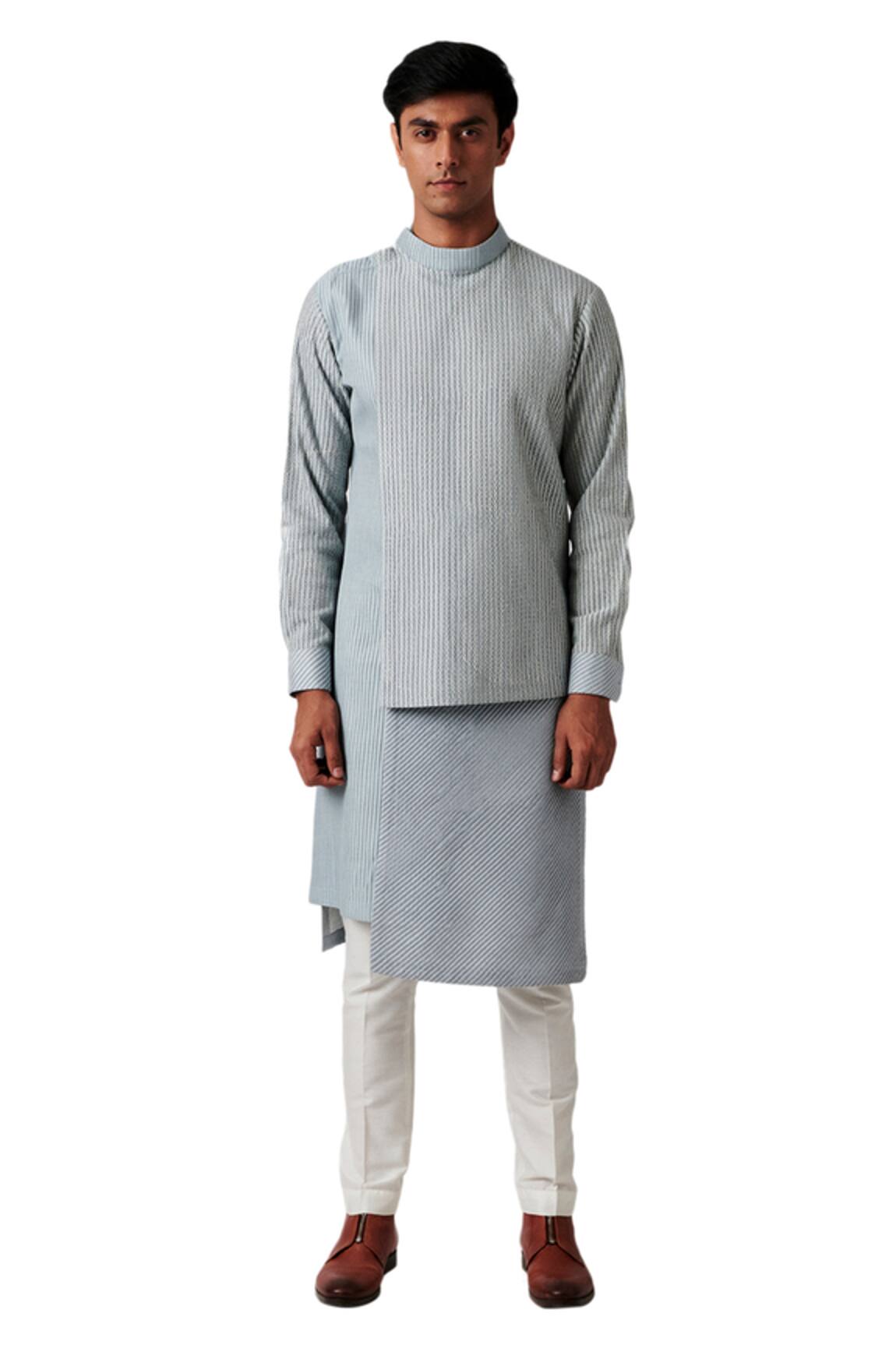 Amaare Pintuck Kurta & Pant Set