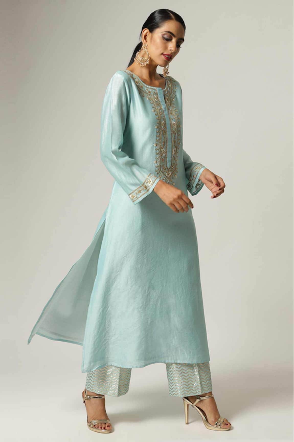 Anantaa By Roohi Embroidered Silk Chanderi Kurta 