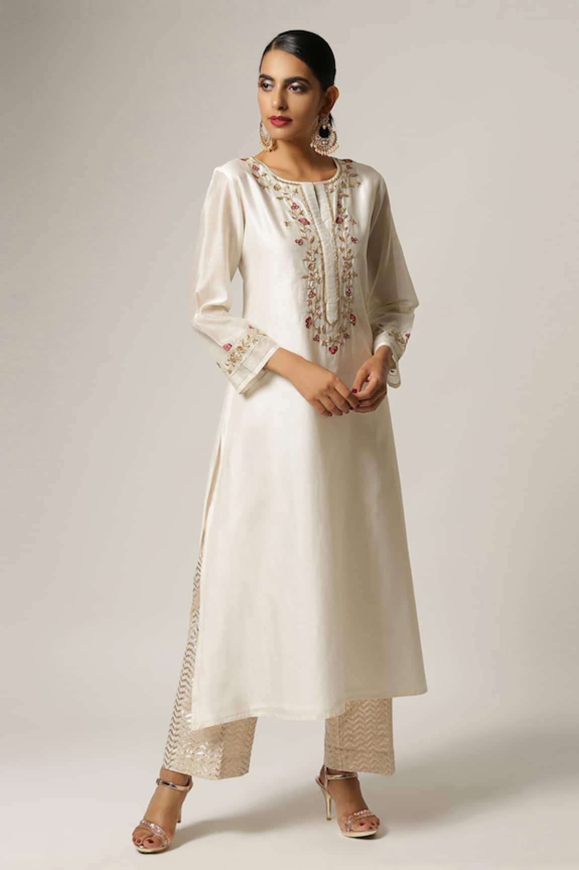 Anantaa By Roohi Embroidered Silk Chanderi Kurta 