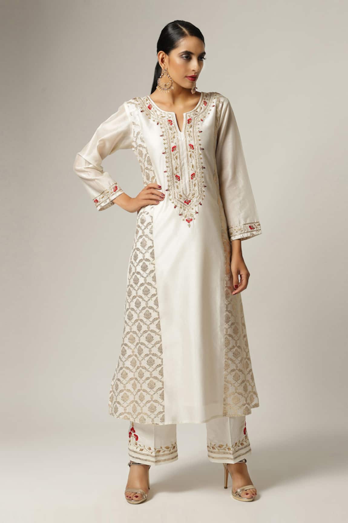 Anantaa By Roohi Embroidered Silk Chanderi Kurta 