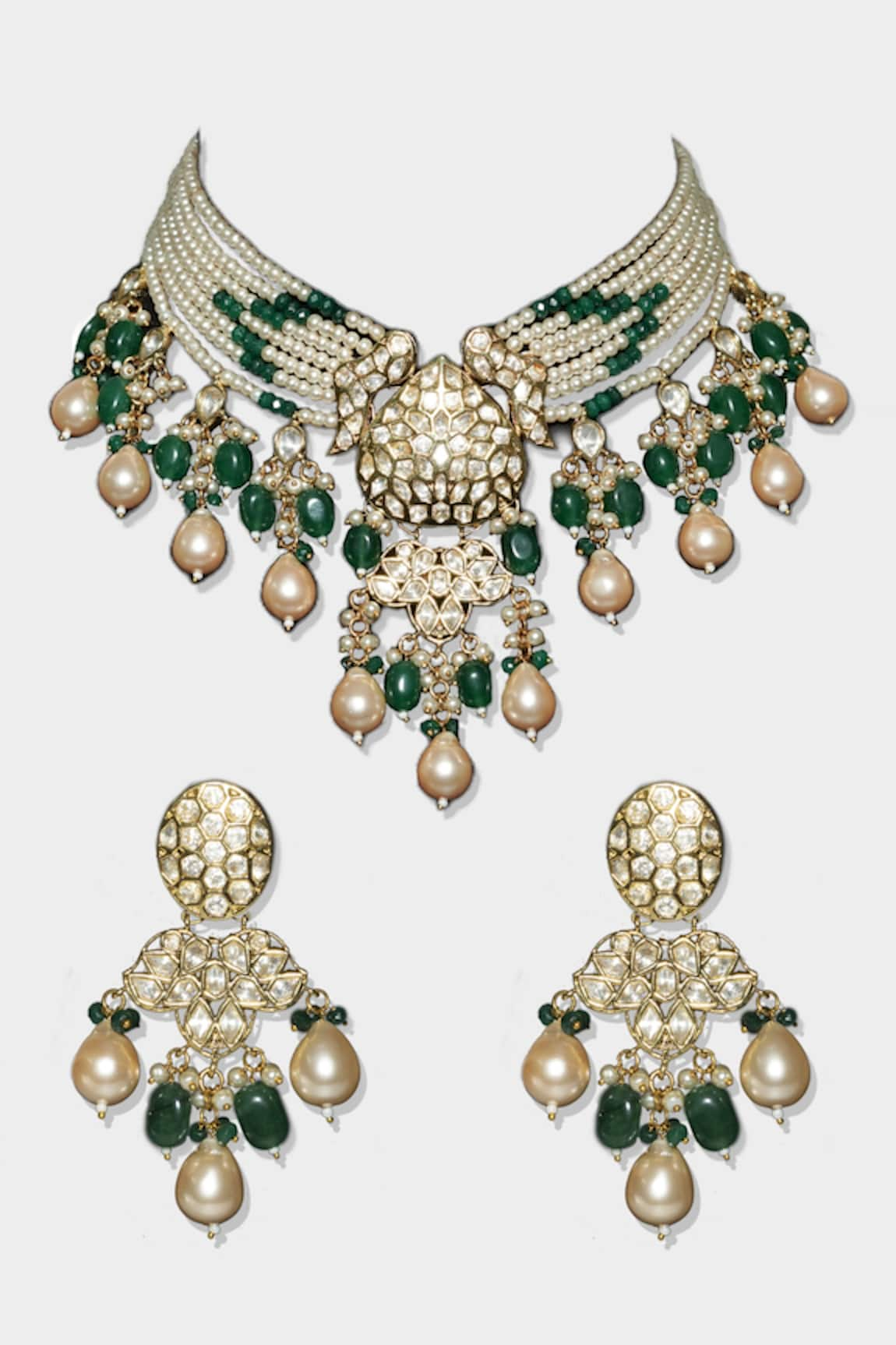 Auraa Trends Kundan Necklace Set