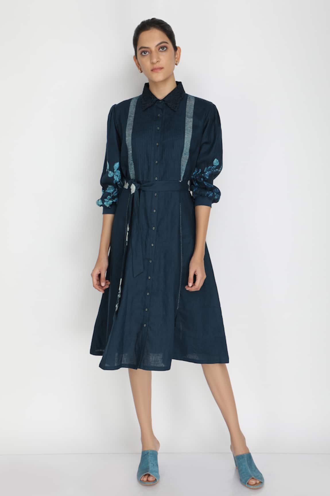 Arcvsh By Pallavi Singh Printed Shirt Dress