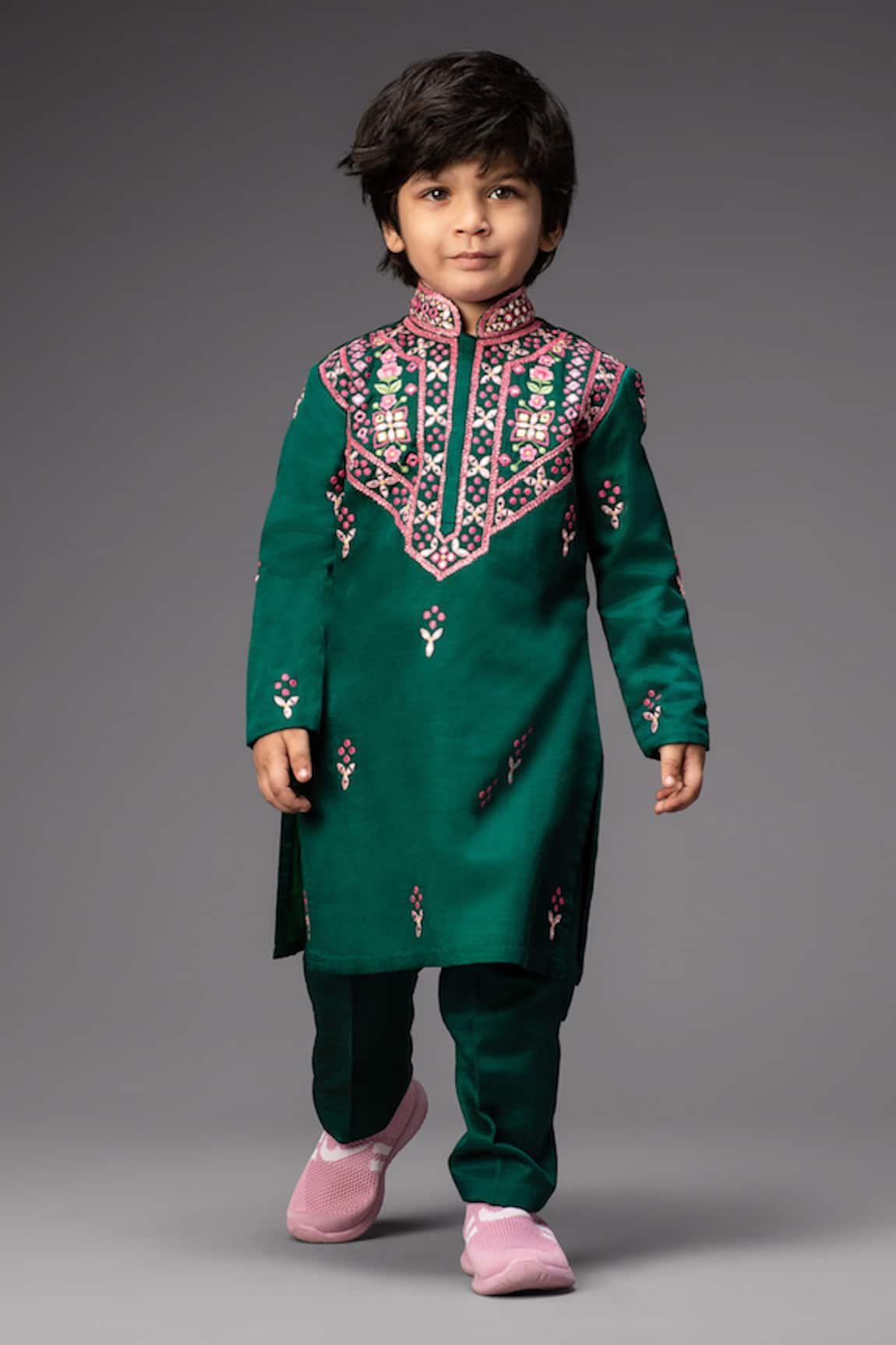 Neha Gursahani Satin Linen Embroidered Kurta Set 
