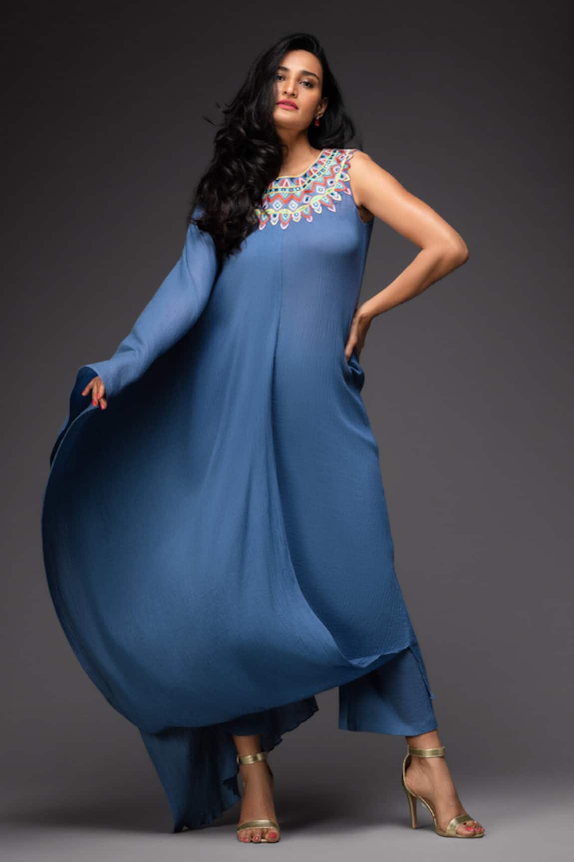 Neha Gursahani Crinkled Cotton Kurta & Pant Set 