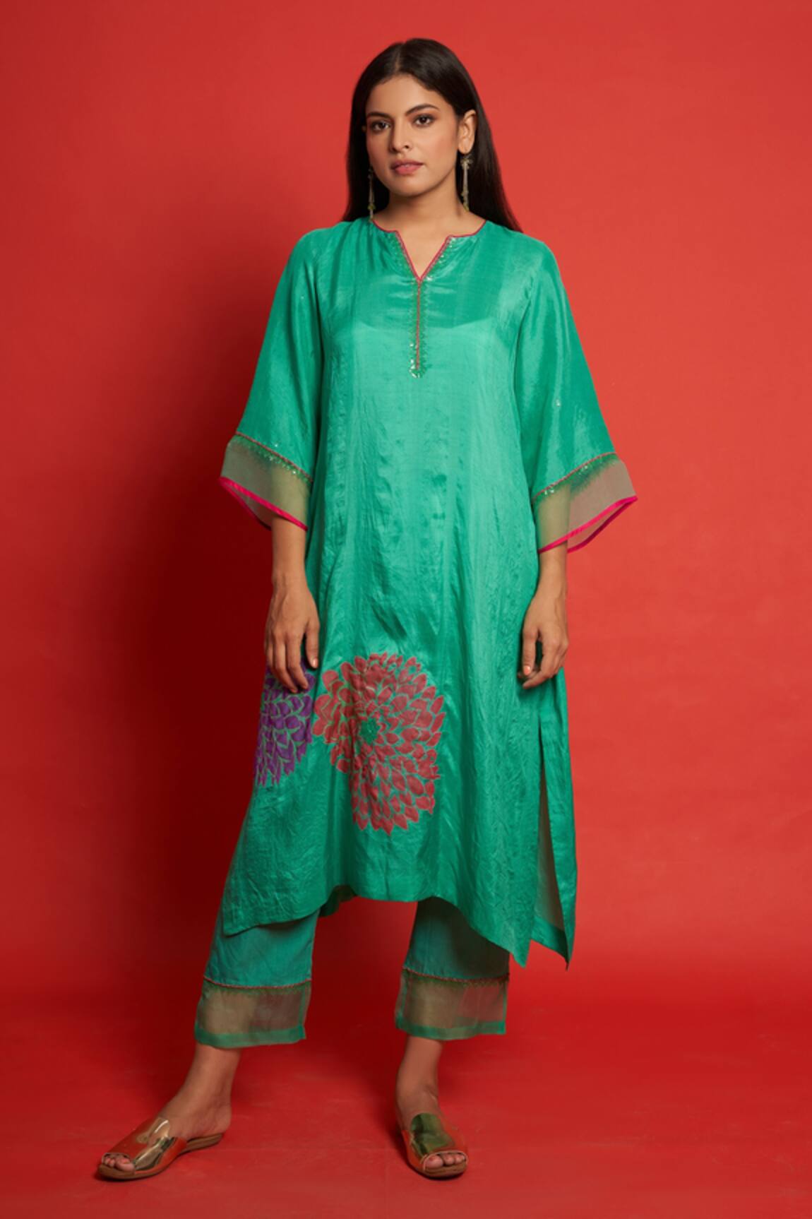 Priti Prashant Balsam Floral Motifs Kurta & Pant Set 