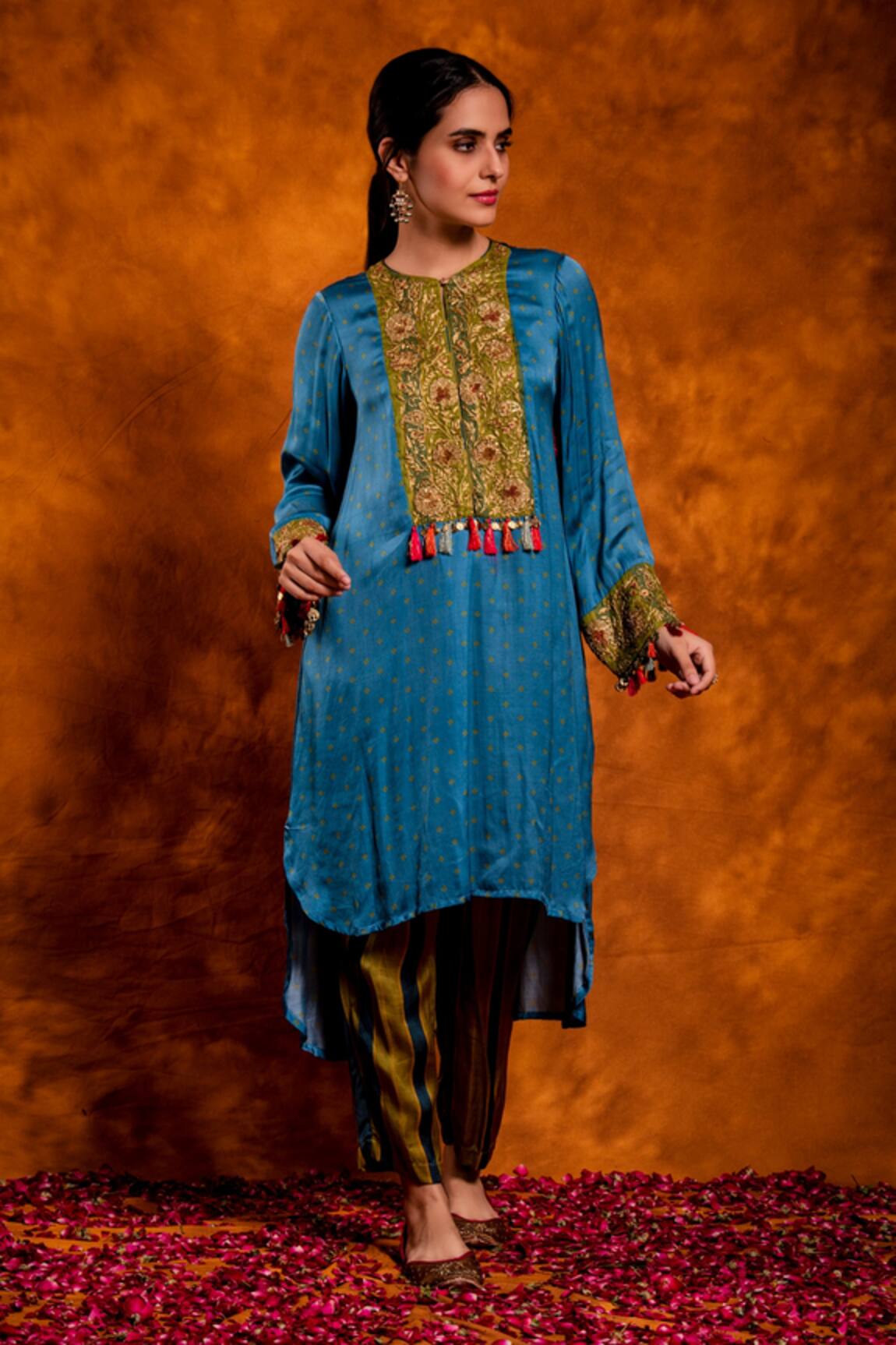 Chandbari Geometric Print Kurta & Pant Set