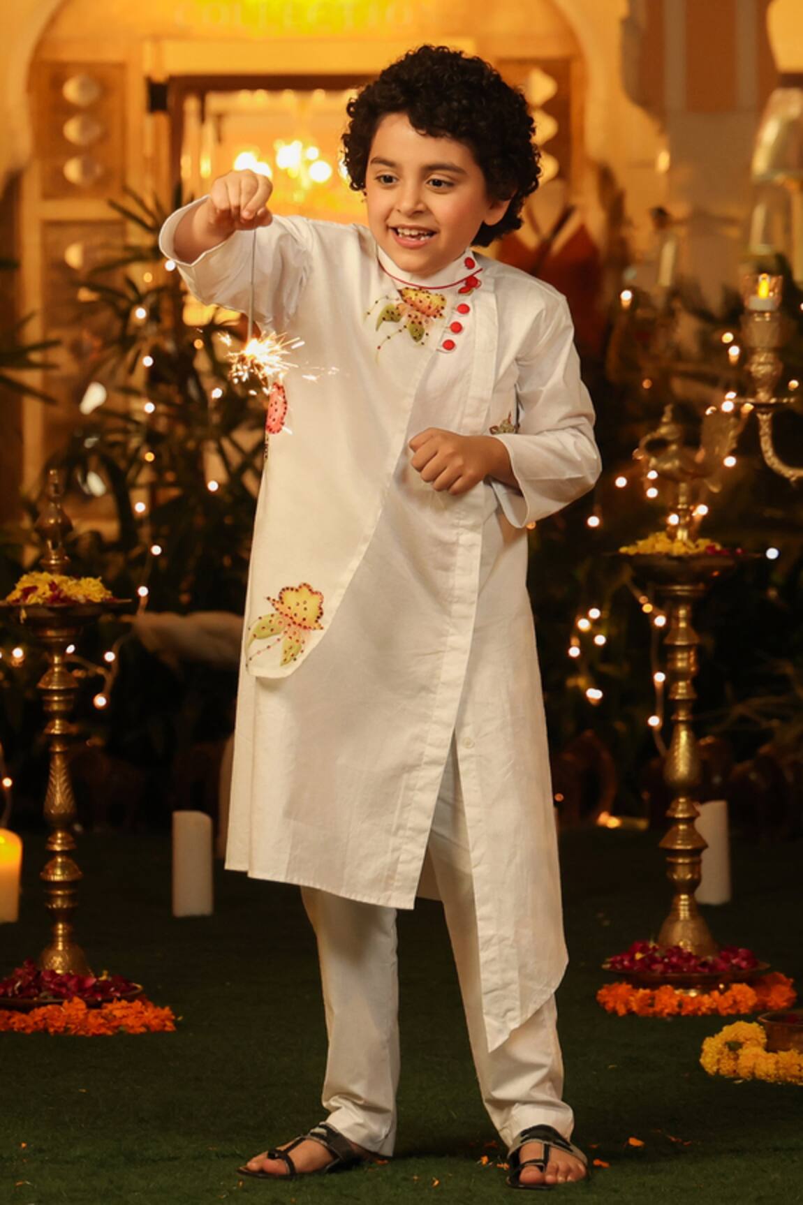 CUTE COUTURE Overlap Kurta & Pant Set 