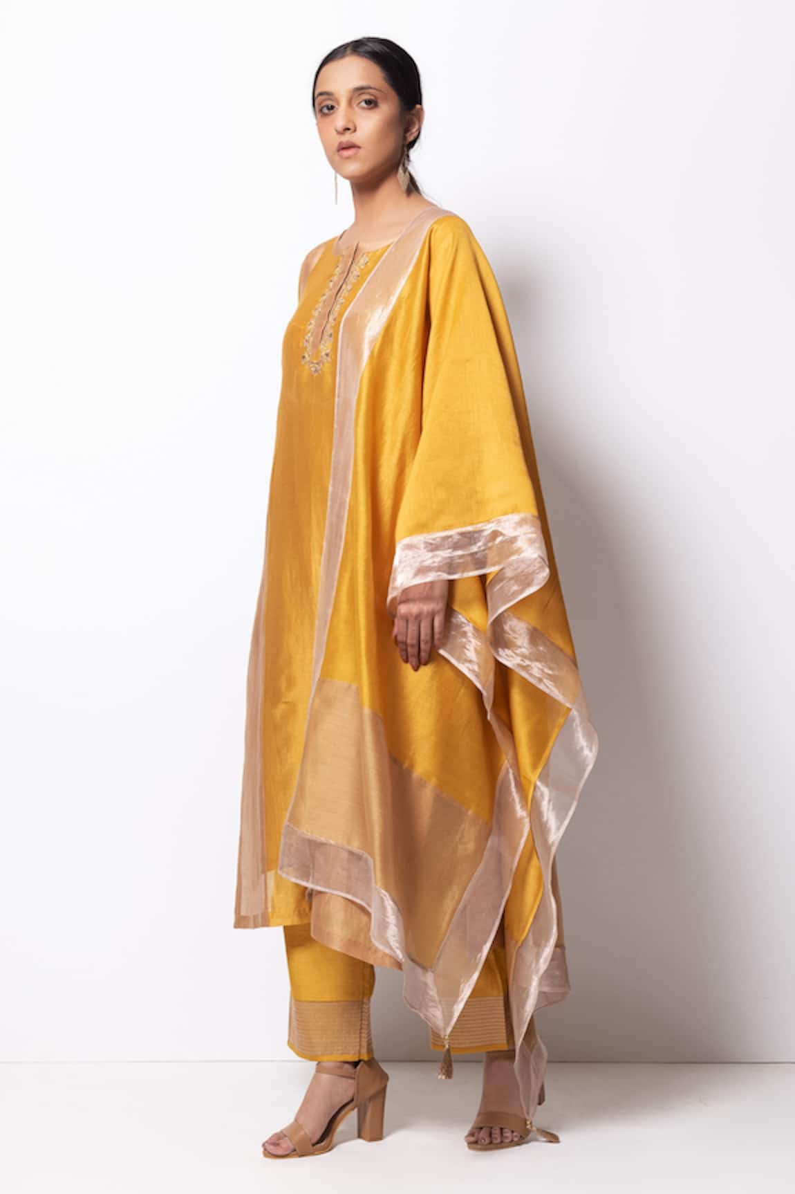 Bhavik Shah Handwoven Chanderi Silk Kurta & Pant Set